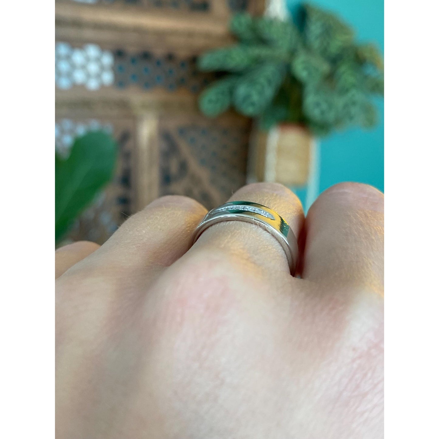 Vintage Solid 14k White Gold Clear Sapphire Ring Band - Size 6.25