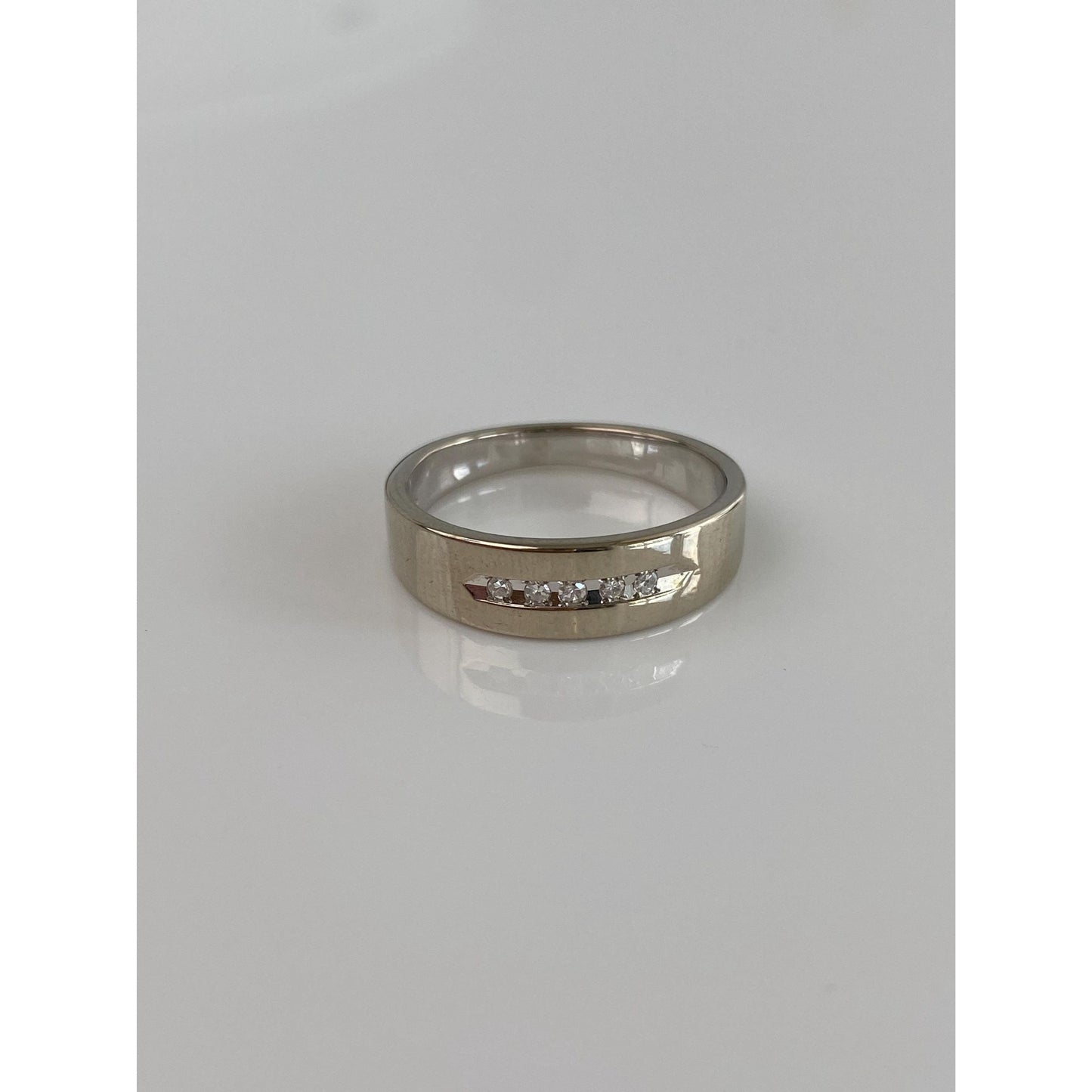 Vintage Solid 14k White Gold Clear Sapphire Ring Band - Size 6.25