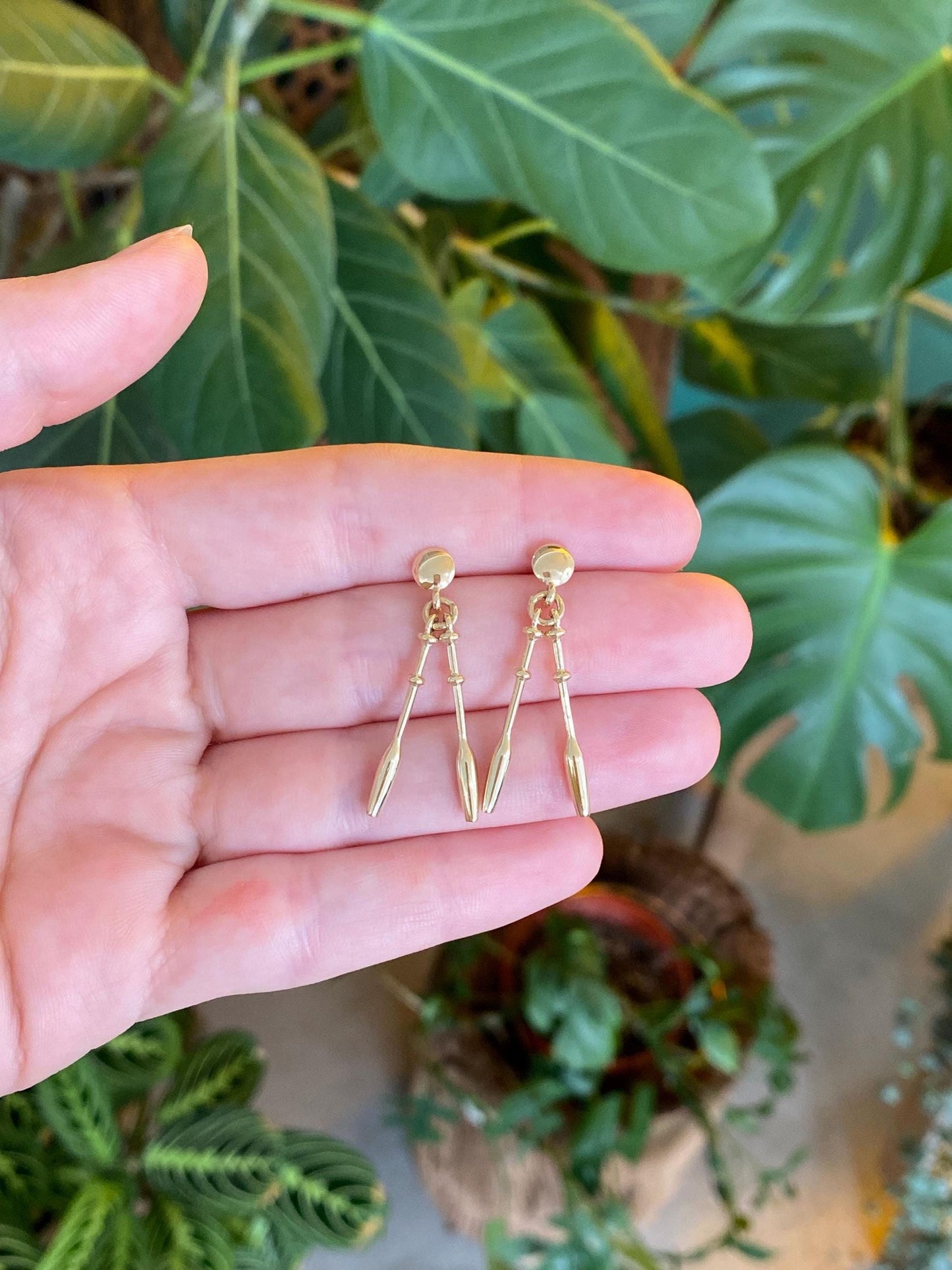 Vintage Solid 14k Yellow Gold Stick Dangle Stud Earrings
