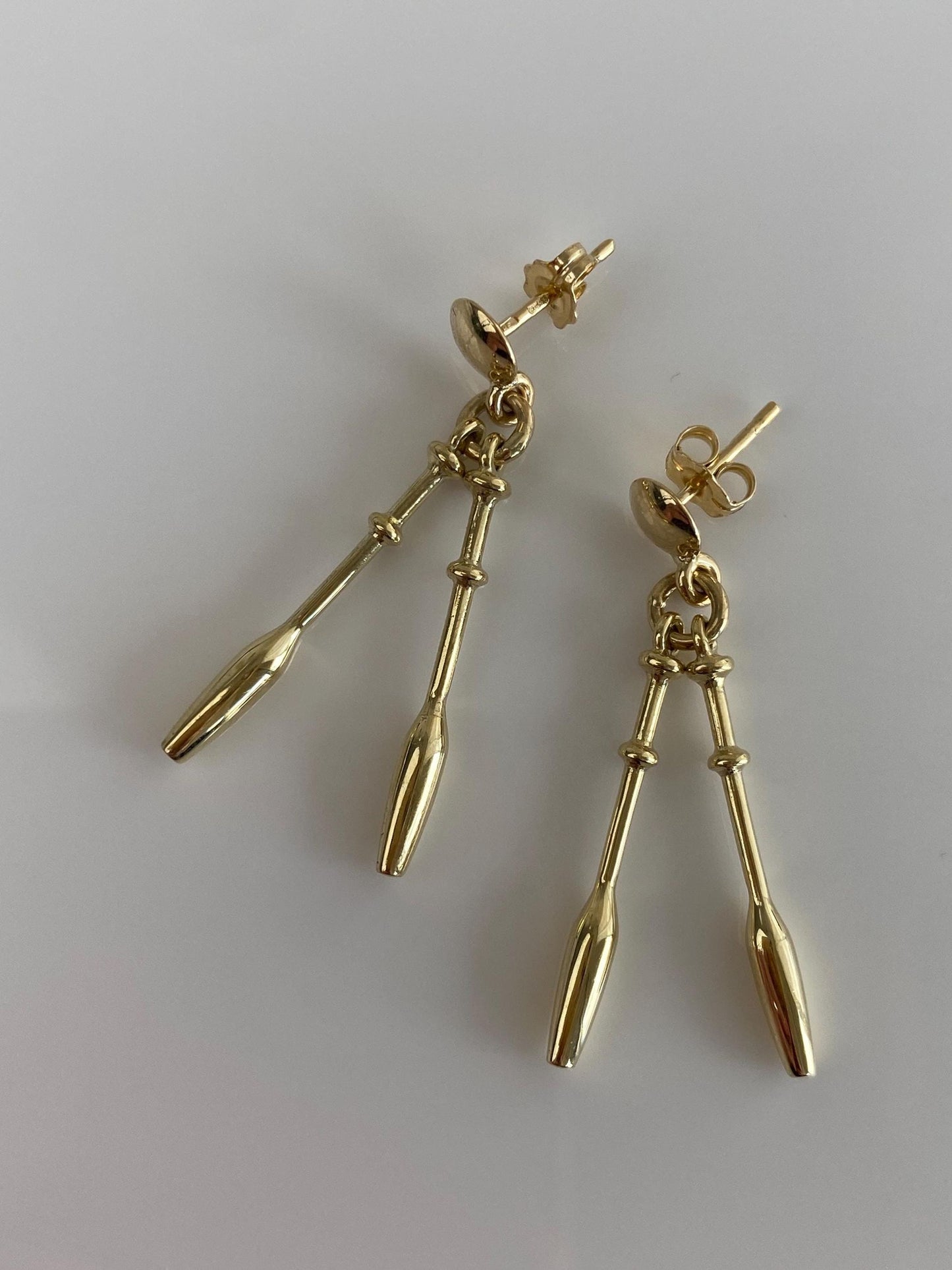 Vintage Solid 14k Yellow Gold Stick Dangle Stud Earrings