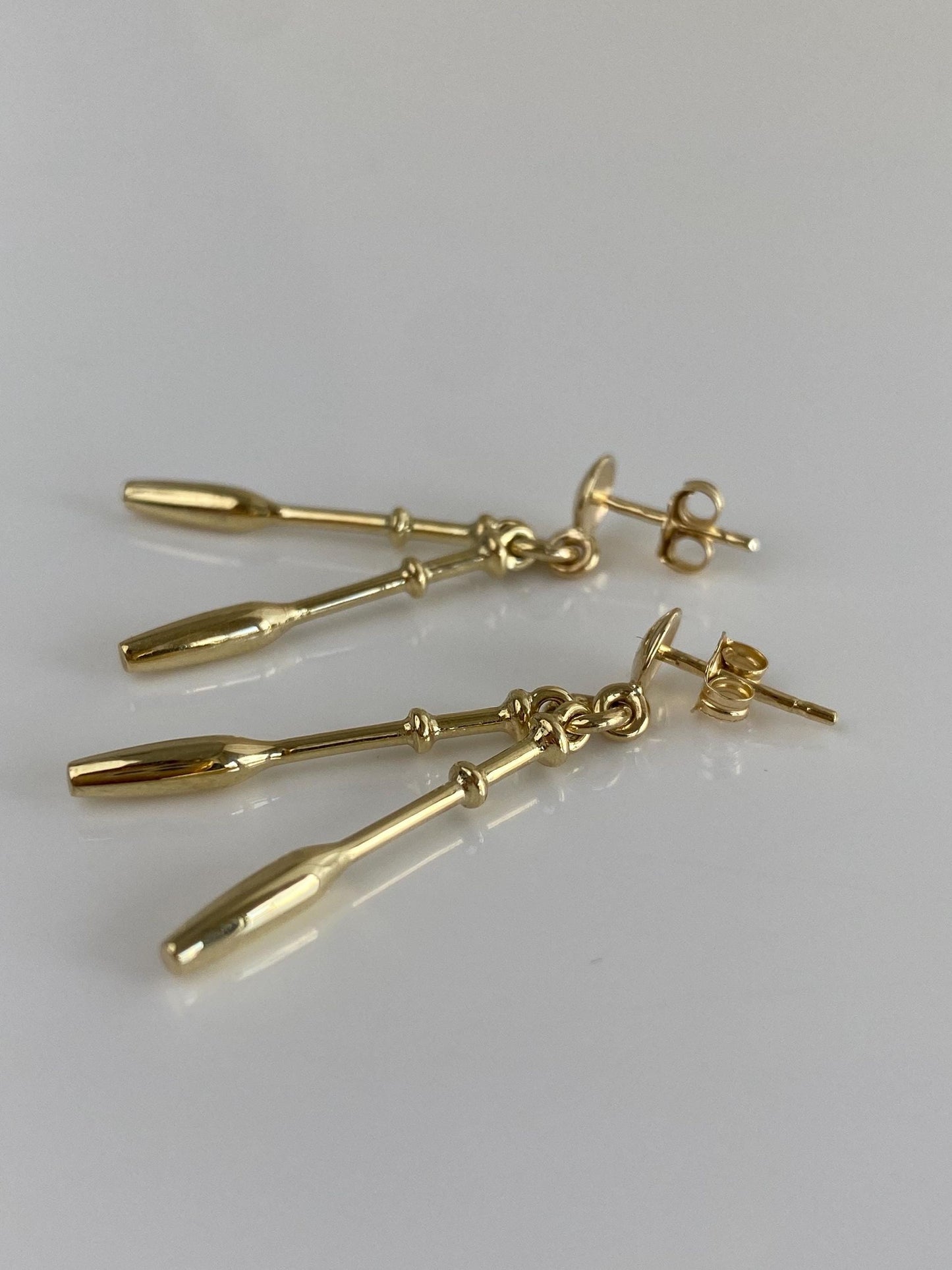 Vintage Solid 14k Yellow Gold Stick Dangle Stud Earrings