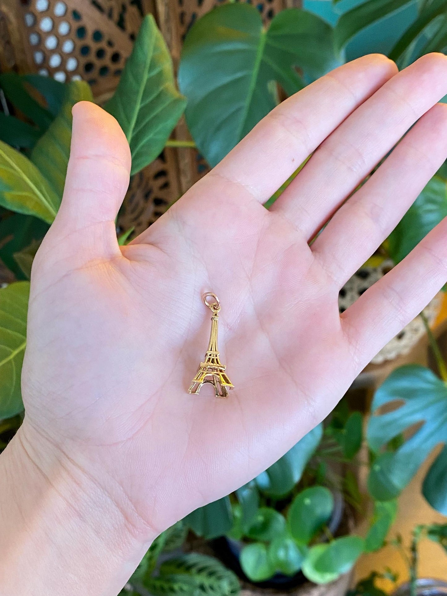 Vintage Solid 18k Yellow Gold Eiffel Tower Charm