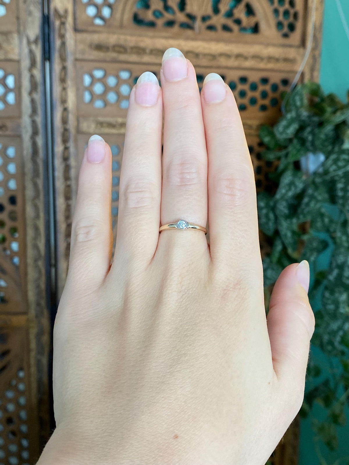 Vintage Solid 14k White & Yellow Gold Diamond Ring - Size 6