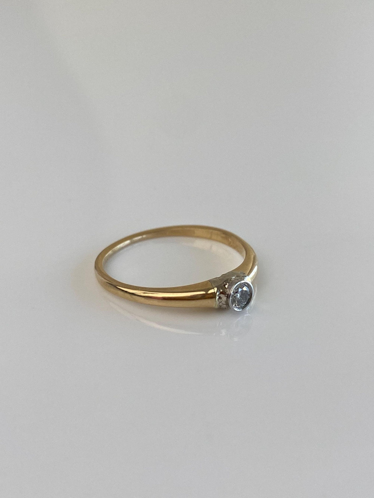 Vintage Solid 14k White & Yellow Gold Diamond Ring - Size 6