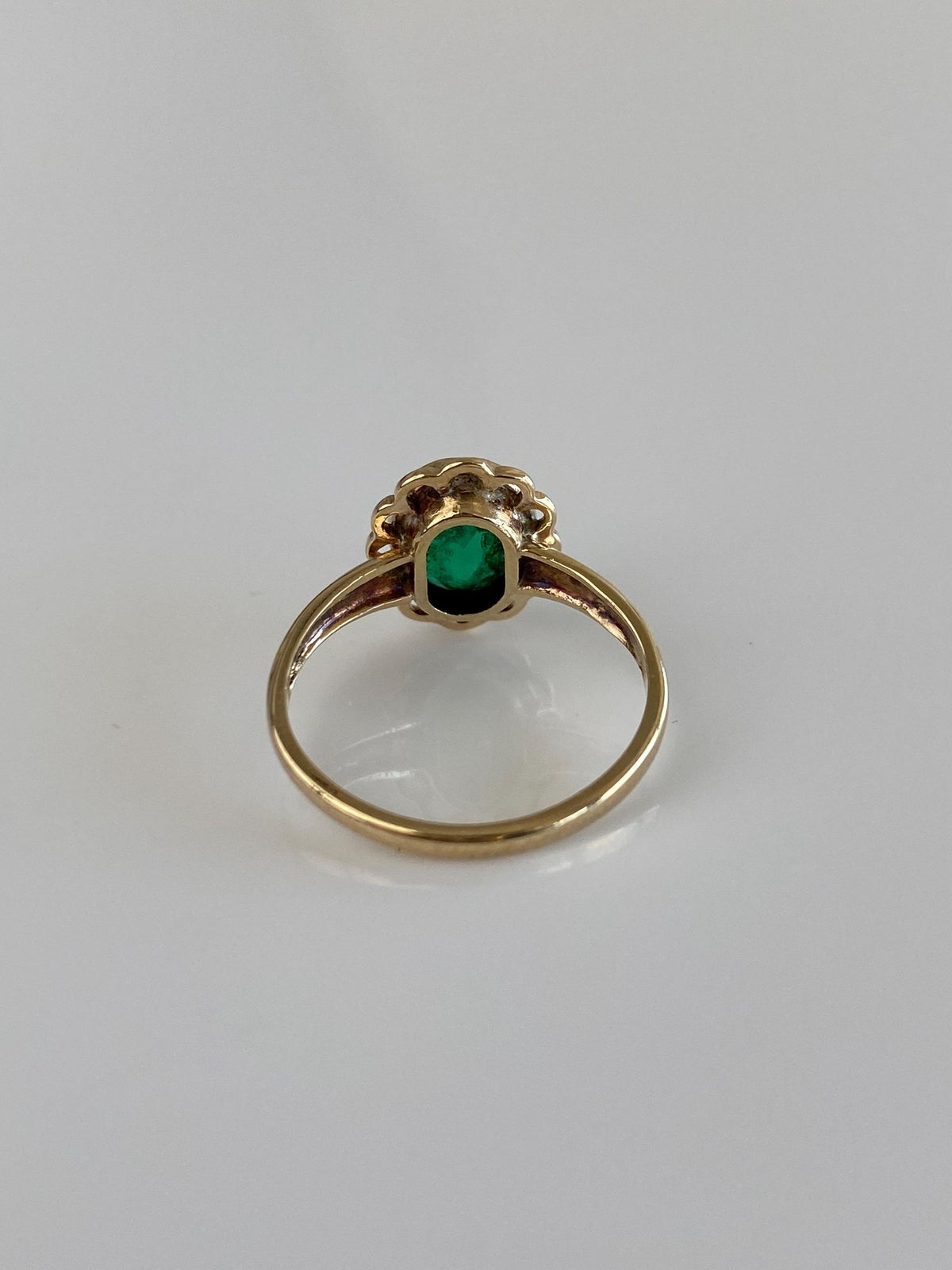 Vintage Solid 10k Yellow Gold Green Cubic Zirconia Ring - Size 3.25