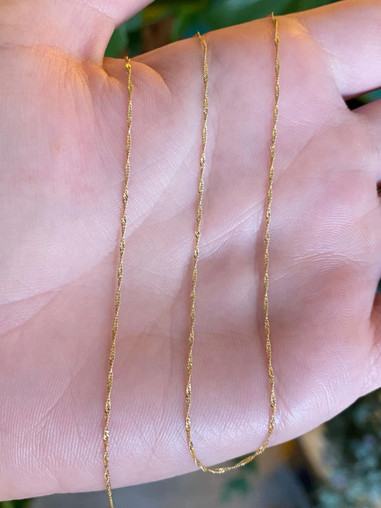 Vintage Solid 14k Yellow Gold Twist Dainty Chain Necklace - 18 inches