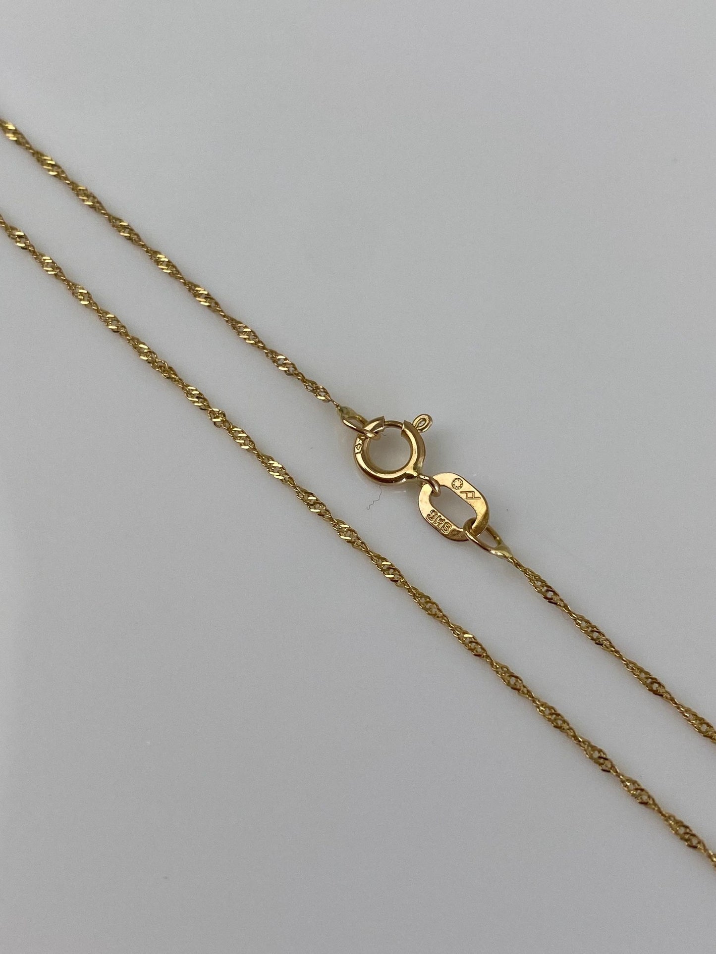 Vintage Solid 14k Yellow Gold Twist Dainty Chain Necklace - 18 inches