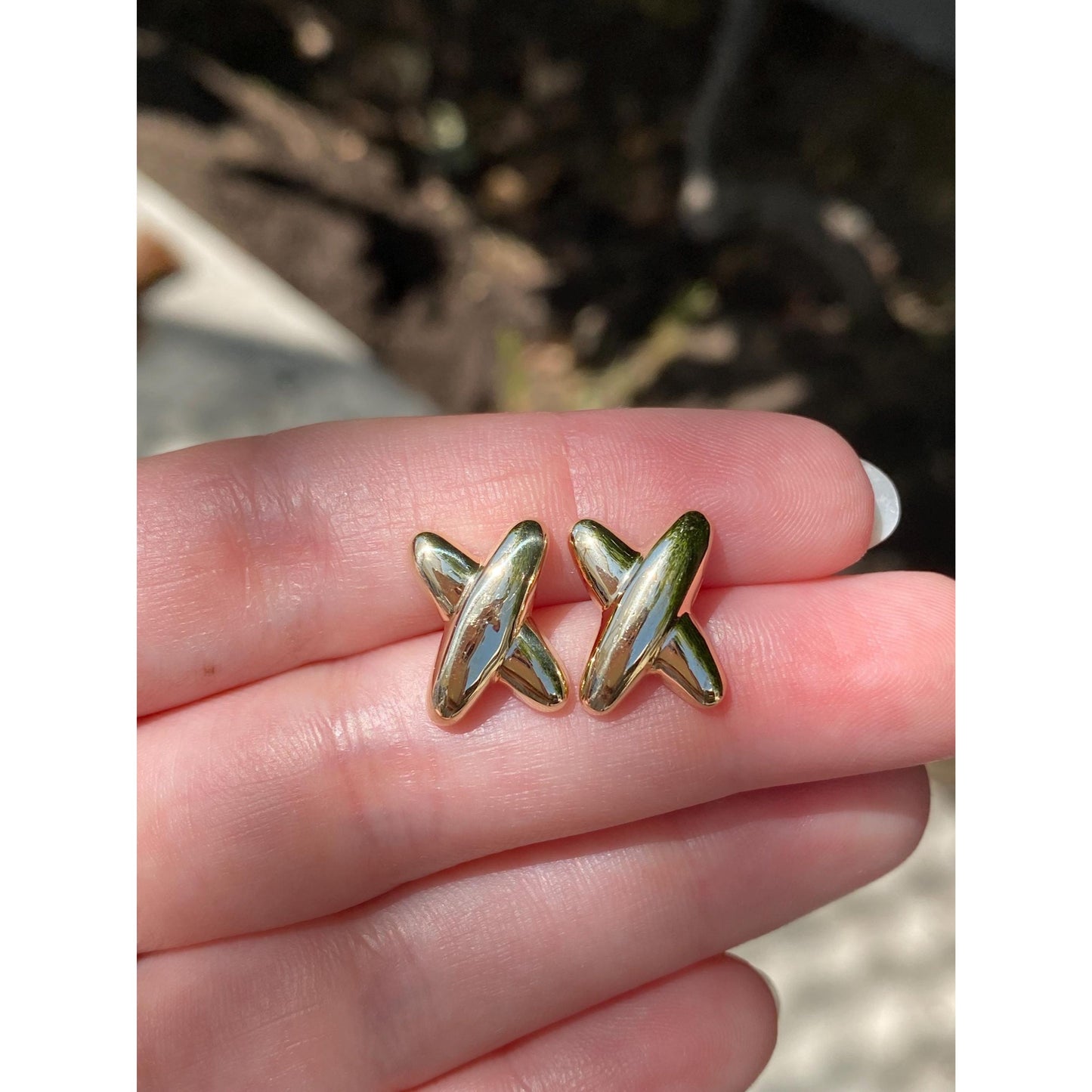 Vintage 14k Yellow Gold Puffy X Stud Earrings