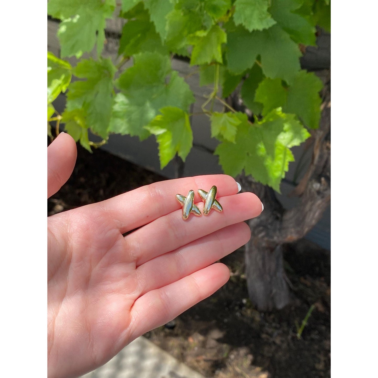 Vintage 14k Yellow Gold Puffy X Stud Earrings