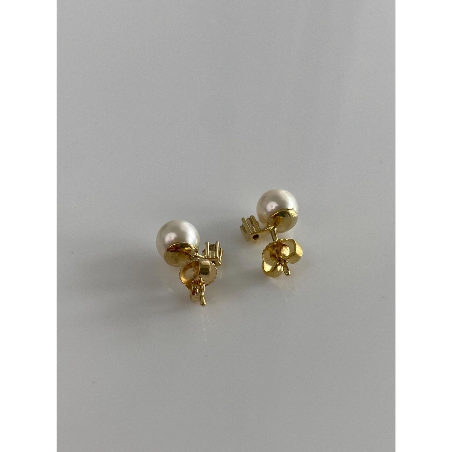 Vintage Solid 14k Yellow Gold Diamond Pearl Stud Earrings
