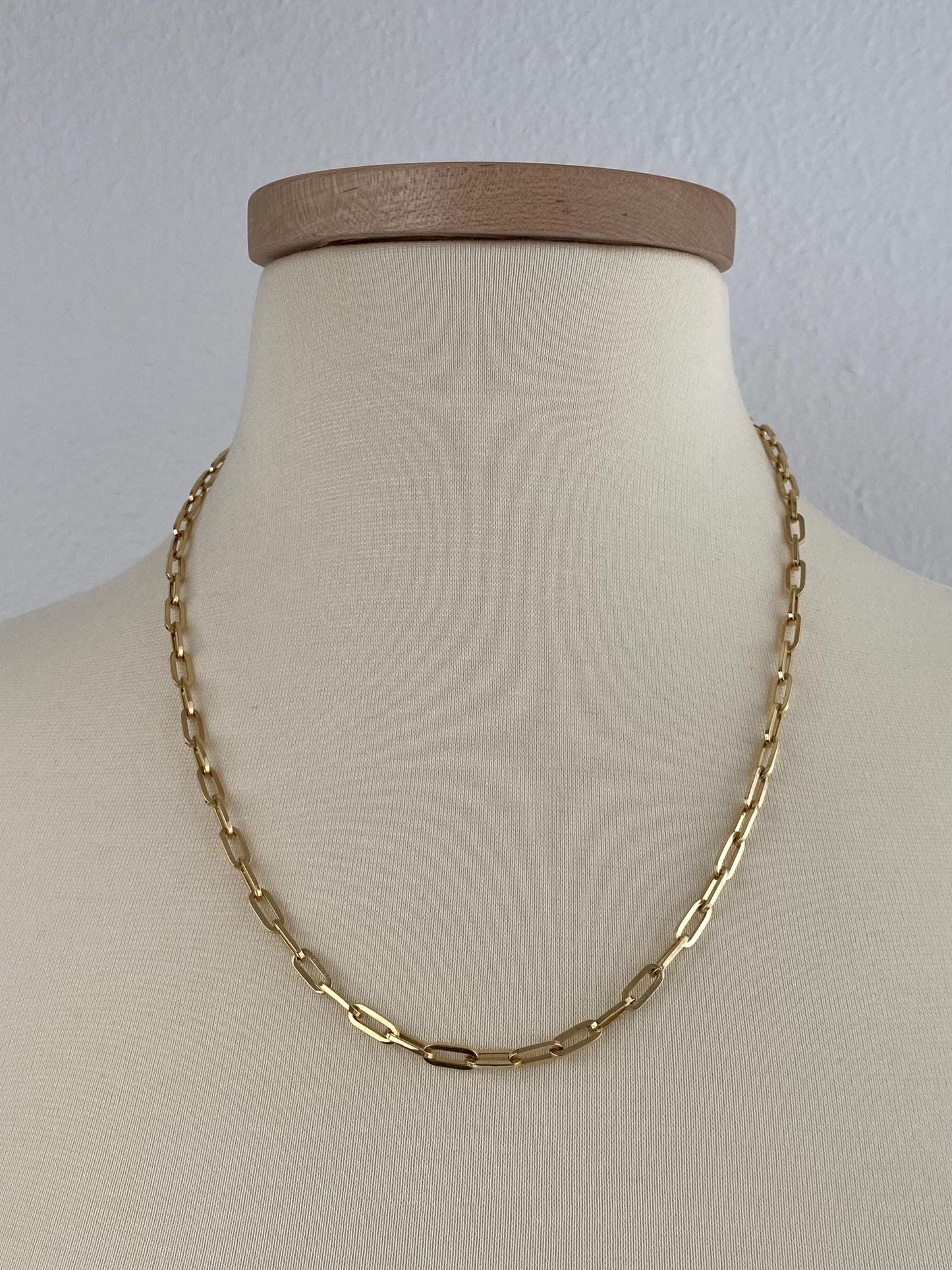 Vintage Solid 18k Yellow Gold Paperclip Chain Necklace - 21.5 inches