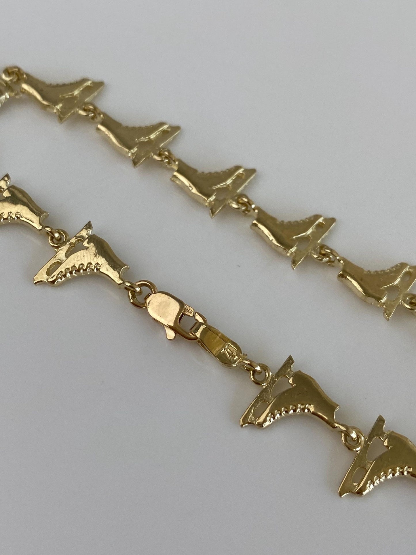 Vintage Solid 14k Yellow Gold Ice Skate Link Bracelet - 7 inches