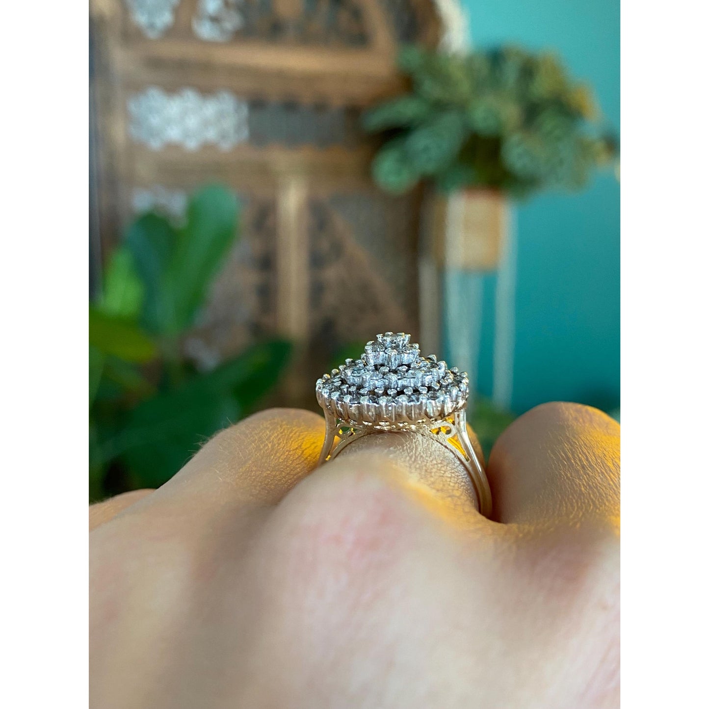 Vintage Solid 9k White & Yellow Gold Clear Quartz Cluster Ring - Size 7