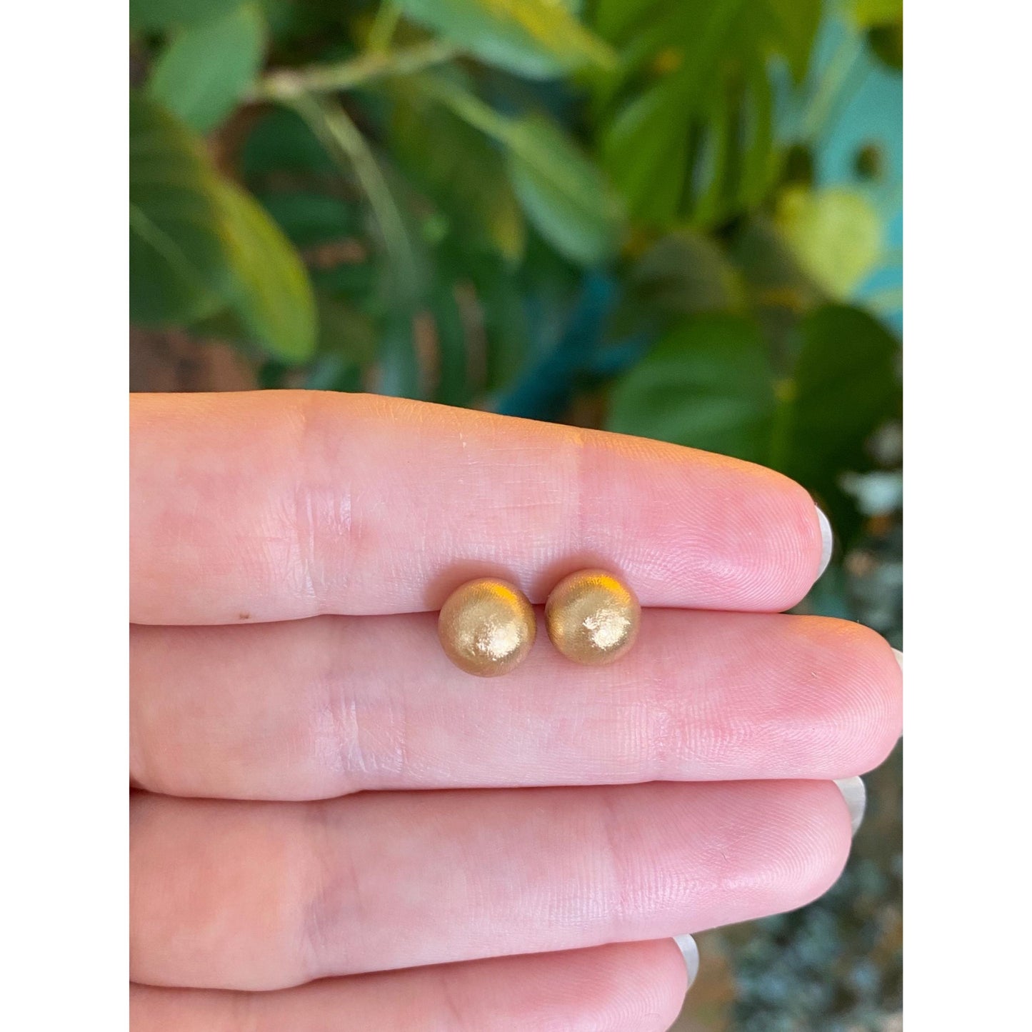 Vintage 14k Yellow Gold Satin Ball Stud Earrings