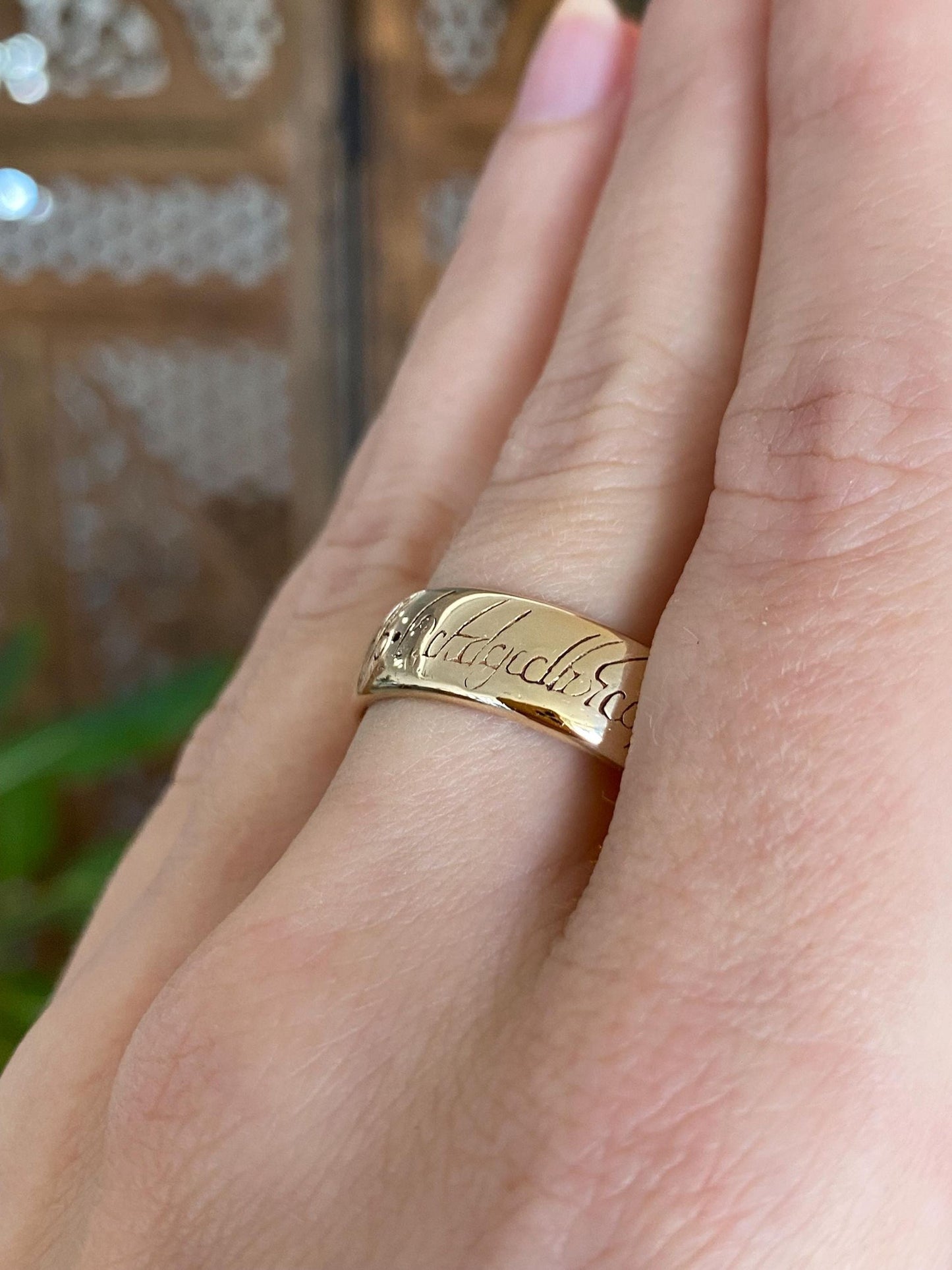 Vintage Solid 14k Yellow Gold LOTR Replica Engraved Text Ring Band - Size 11.25