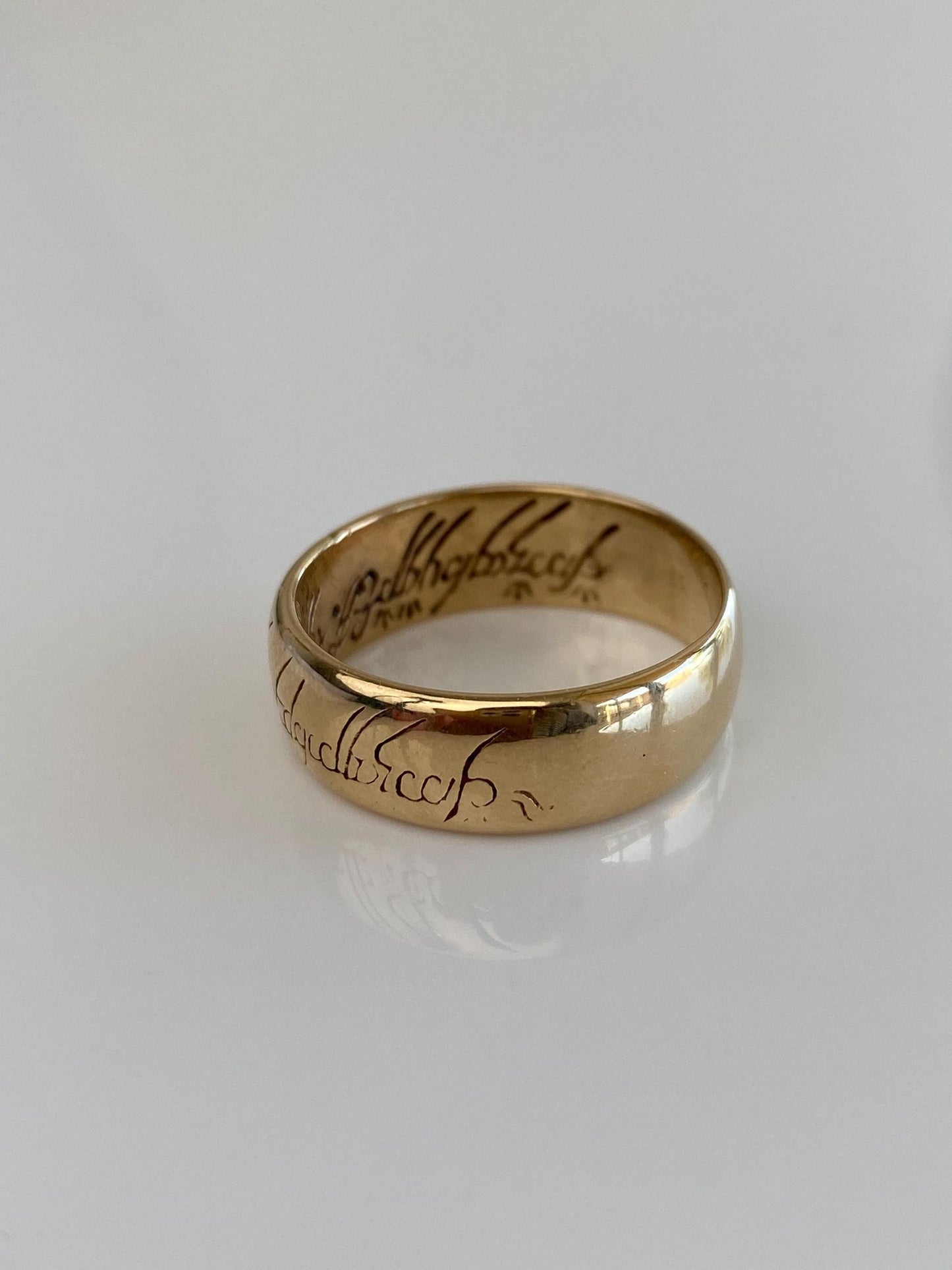 Vintage Solid 14k Yellow Gold LOTR Replica Engraved Text Ring Band - Size 11.25