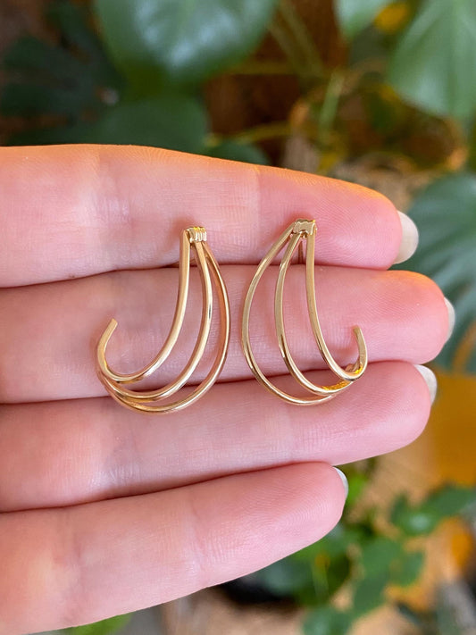 Vintage Solid 14k Yellow Gold Open Work Wave Drop Earrings