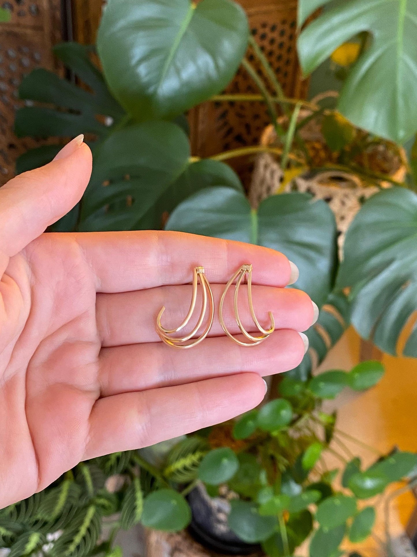 Vintage Solid 14k Yellow Gold Open Work Wave Drop Earrings