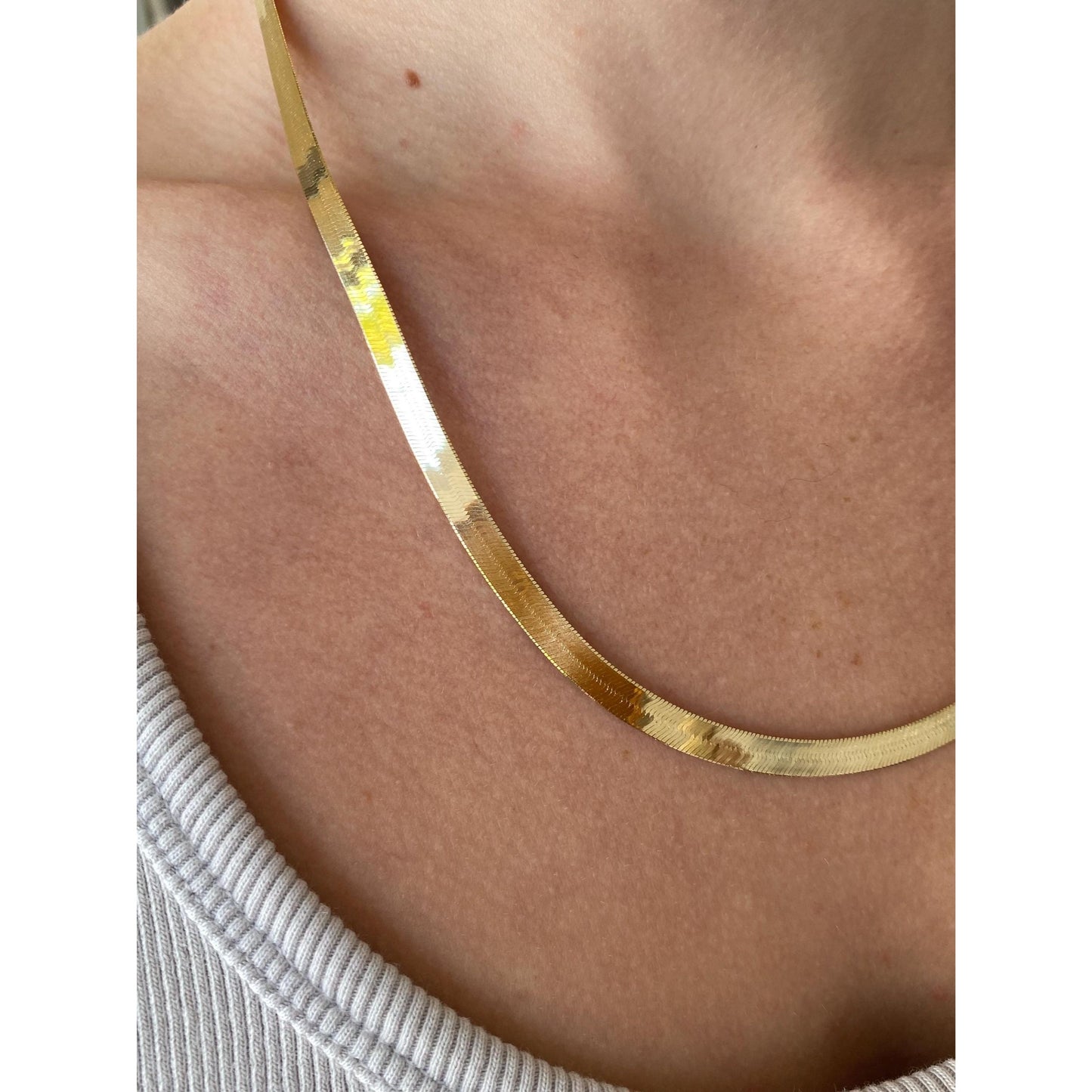 Vintage Solid 14k Yellow Gold Herringbone Chain Necklace - 20.25 inches