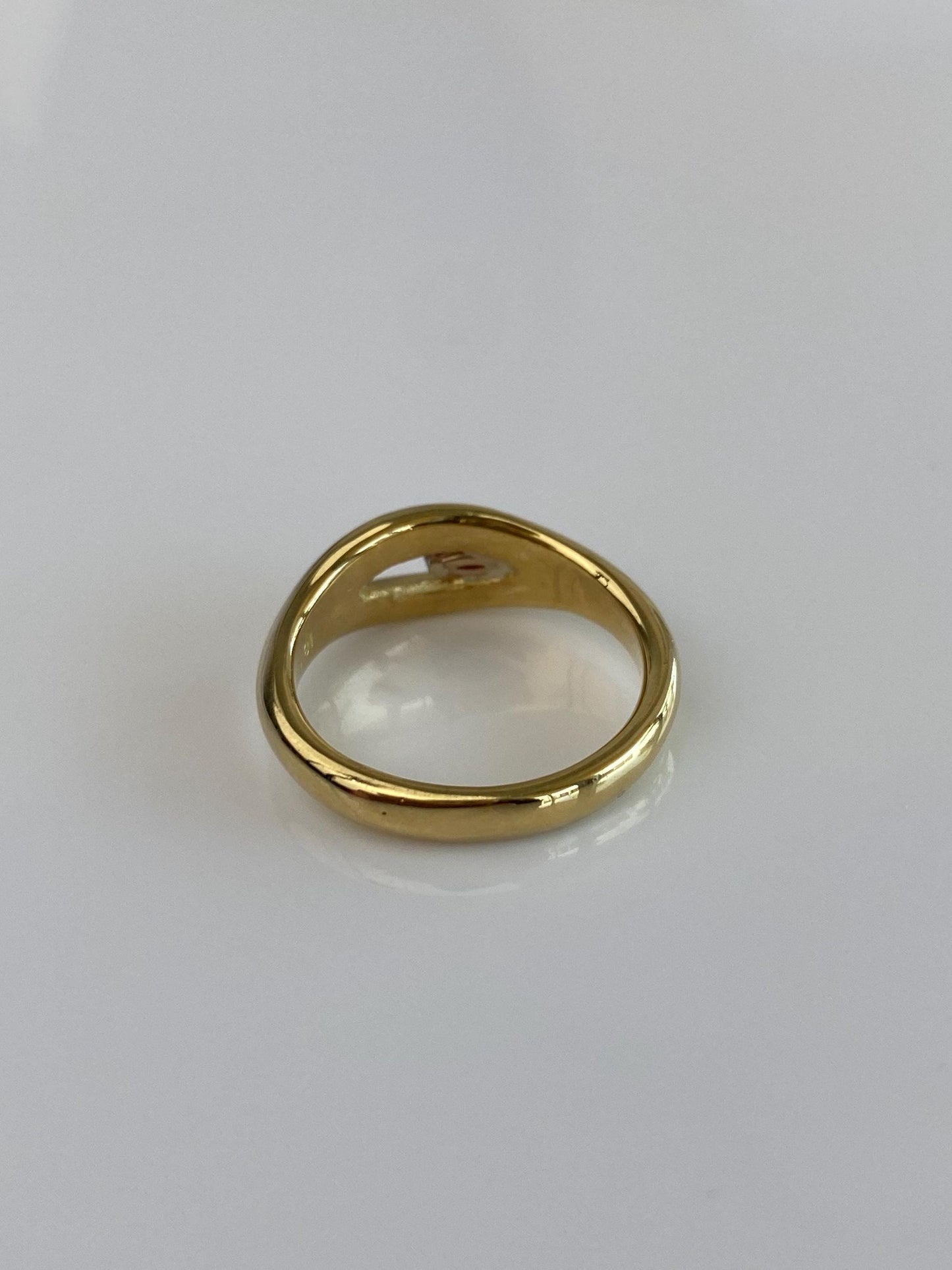 Vintage Solid 18k Yellow Gold Marquise Ruby Ring Band - Size 6