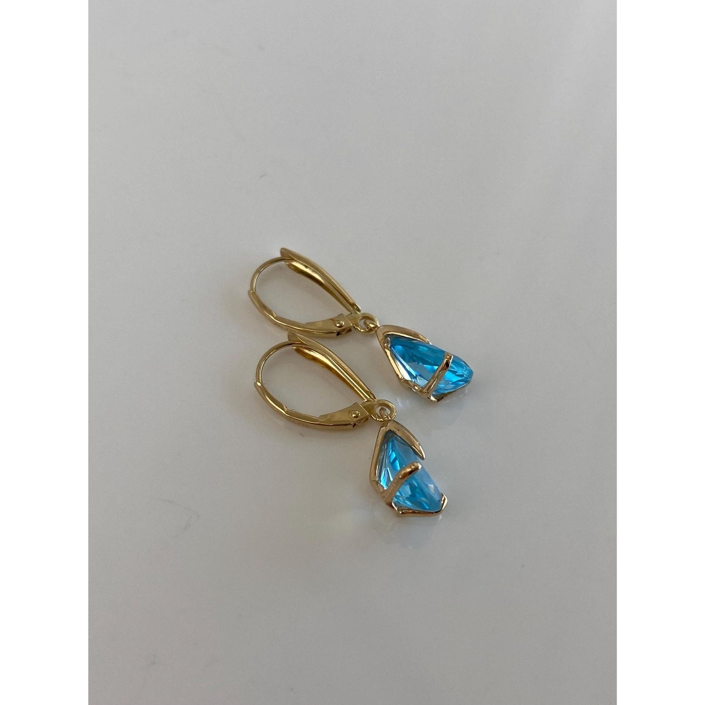 Vintage Solid 14k Yellow Gold Topaz Dangle Earrings