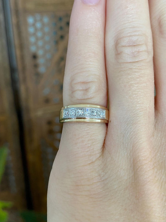 Vintage Solid 14k Yellow Gold & Platinum Diamond Ring Band - Size 4.25