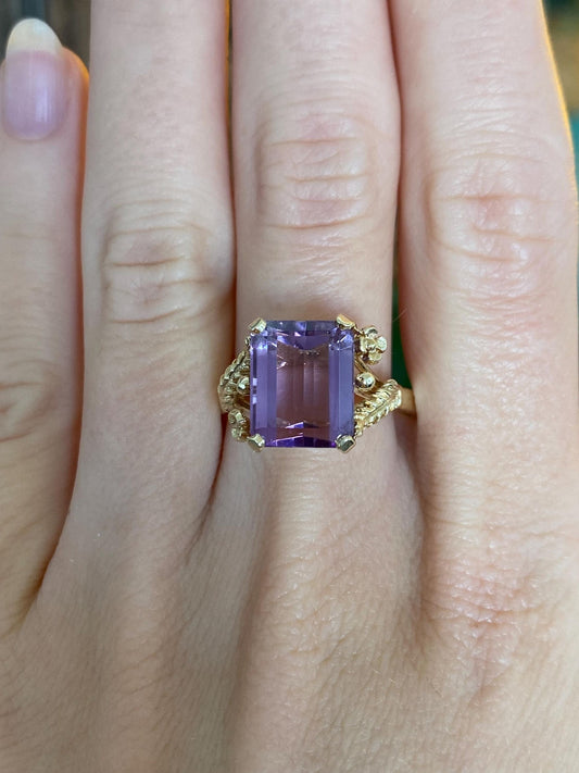 Vintage Solid 14k Yellow Gold Amethyst Flowers Ring - Size 10