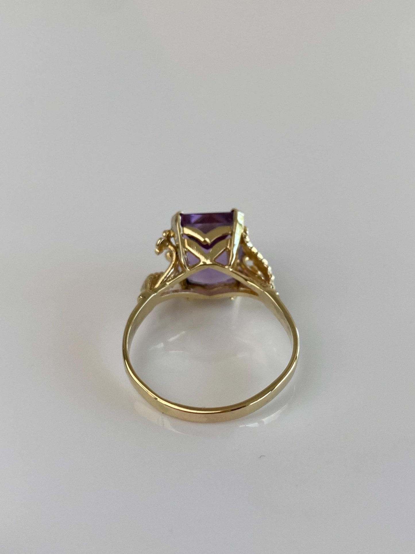 Vintage Solid 14k Yellow Gold Amethyst Flowers Ring - Size 10