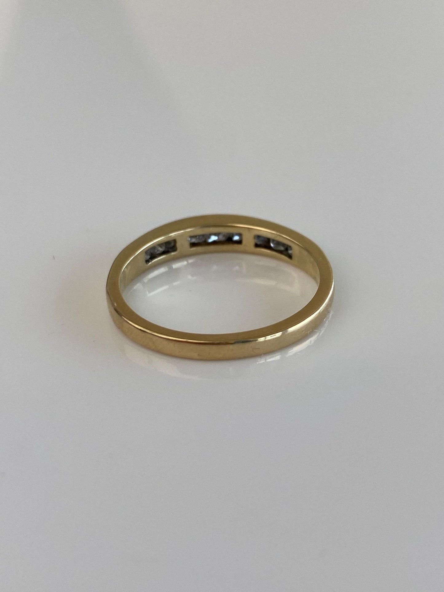 Vintage Solid 14k Yellow Gold Princess Cut Diamond Ring Band - Size 9.5