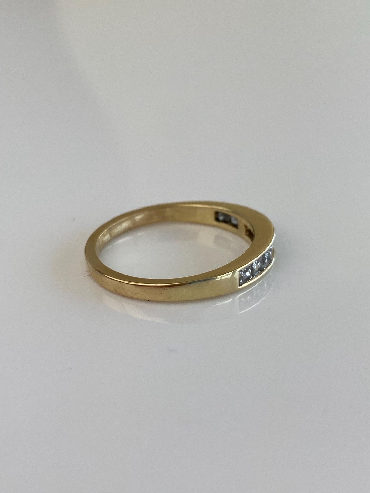 Vintage Solid 14k Yellow Gold Princess Cut Diamond Ring Band - Size 9.5