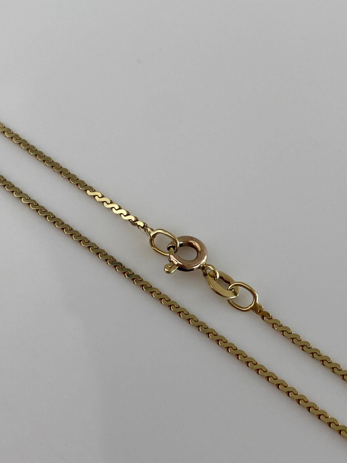 Vintage Solid 14k Yellow Gold Serpentine Chain Necklace - 15.75 inches
