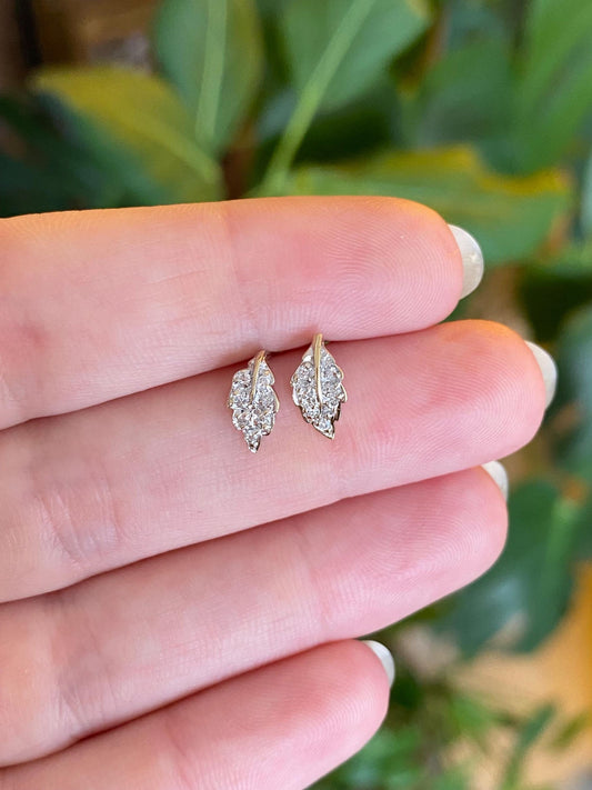 Vintage Solid 14k White Gold Diamond Leaf Stud Earrings