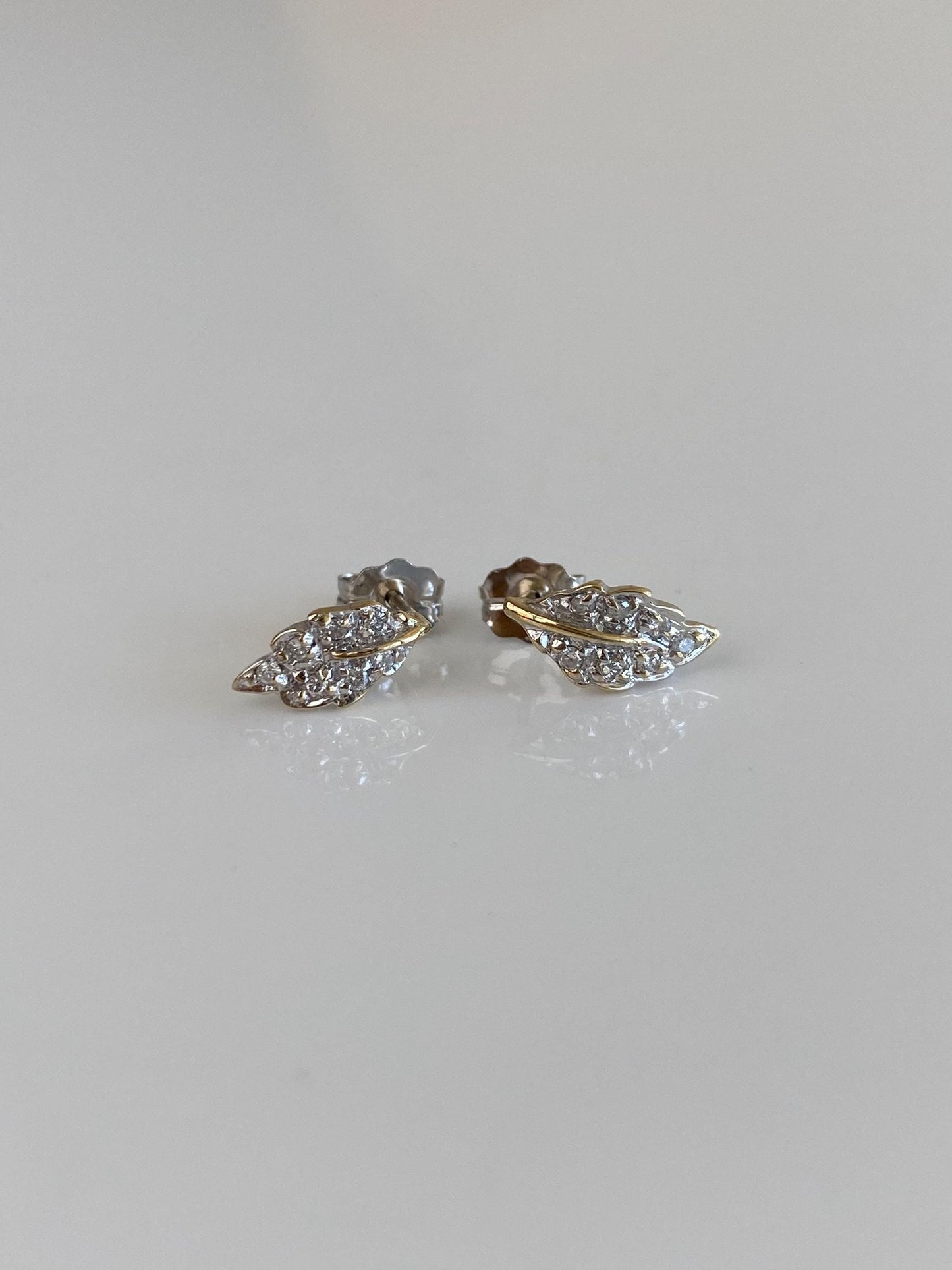 Vintage Solid 14k White Gold Diamond Leaf Stud Earrings