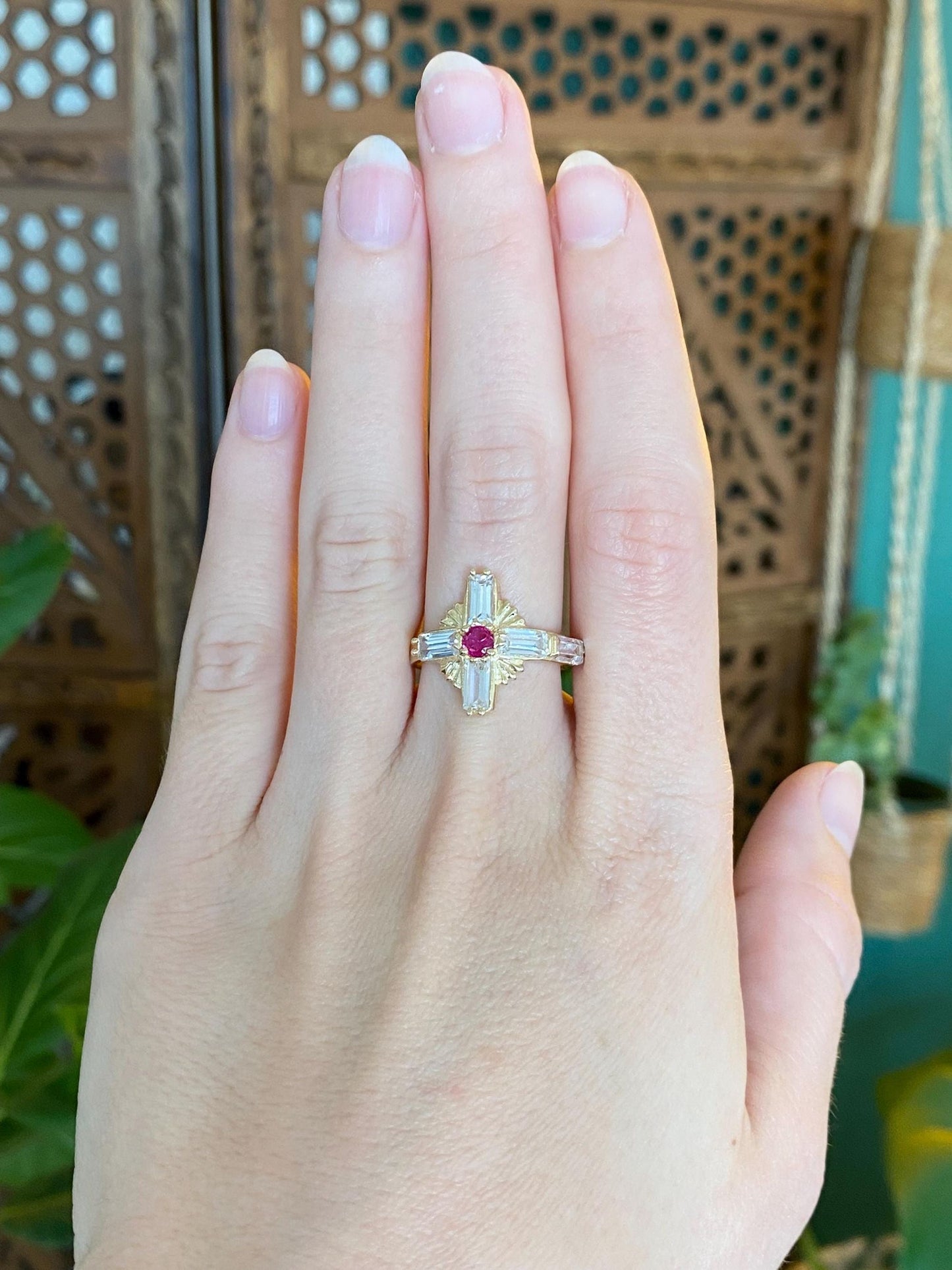 Vintage Solid 10k Yellow Gold Pink Sapphire Clear Cubic Zirconia Cross Ring - Size 7.75