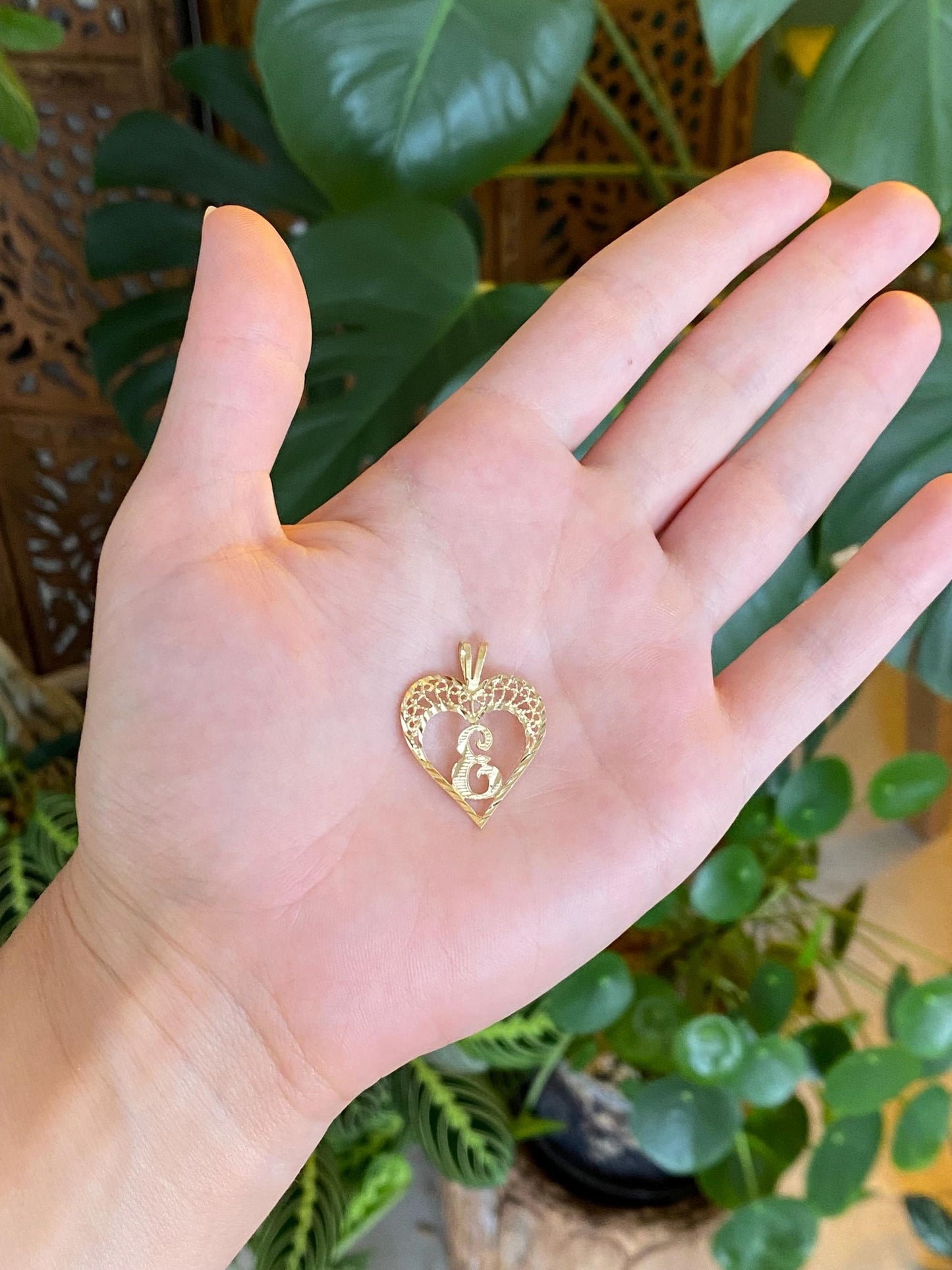 Solid 10k Yellow Gold Filigree Diamond Cut Initial 'E' Heart Charm