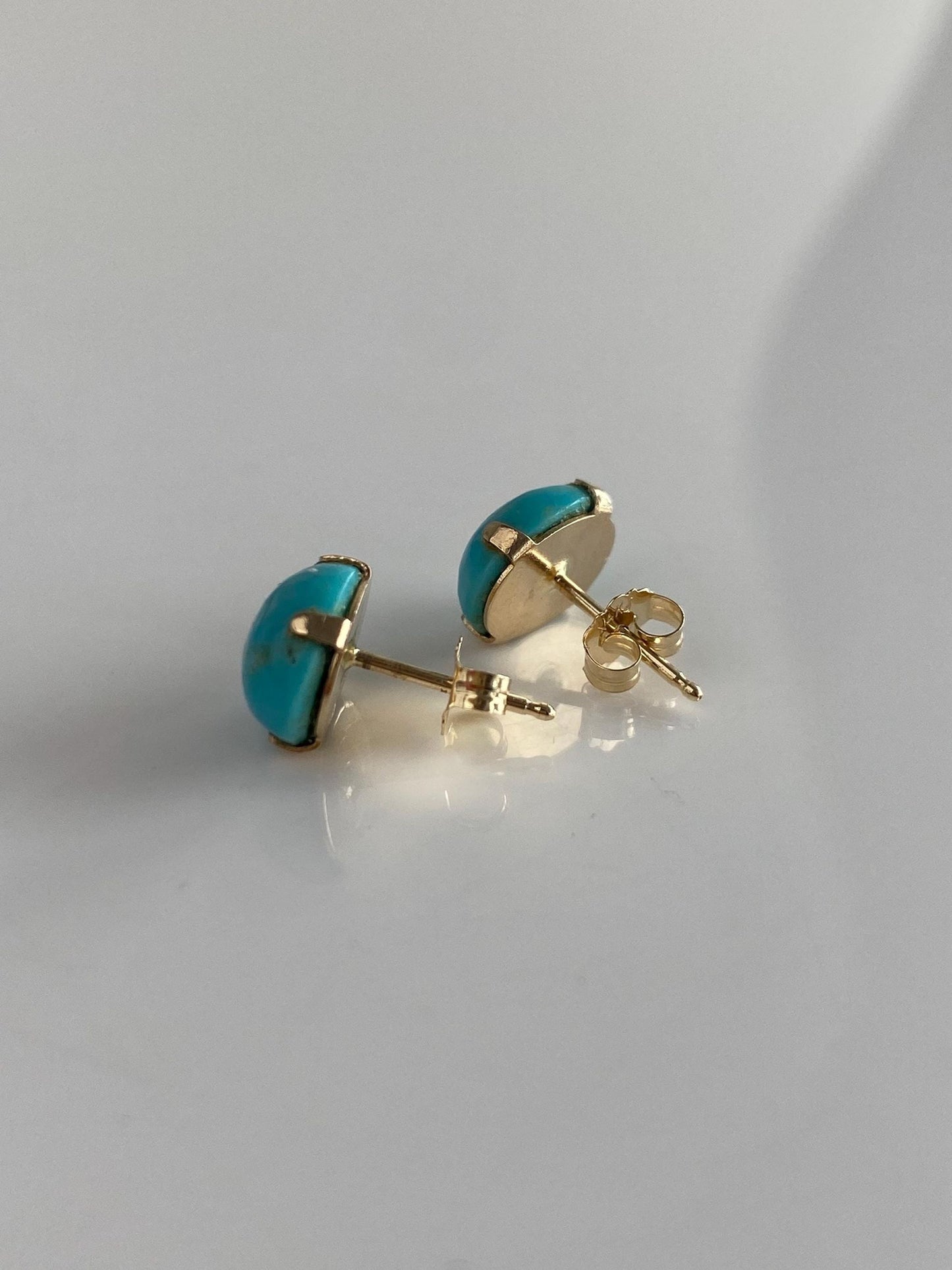 Vintage Solid 14k Yellow Gold Turquoise Stud Earrings