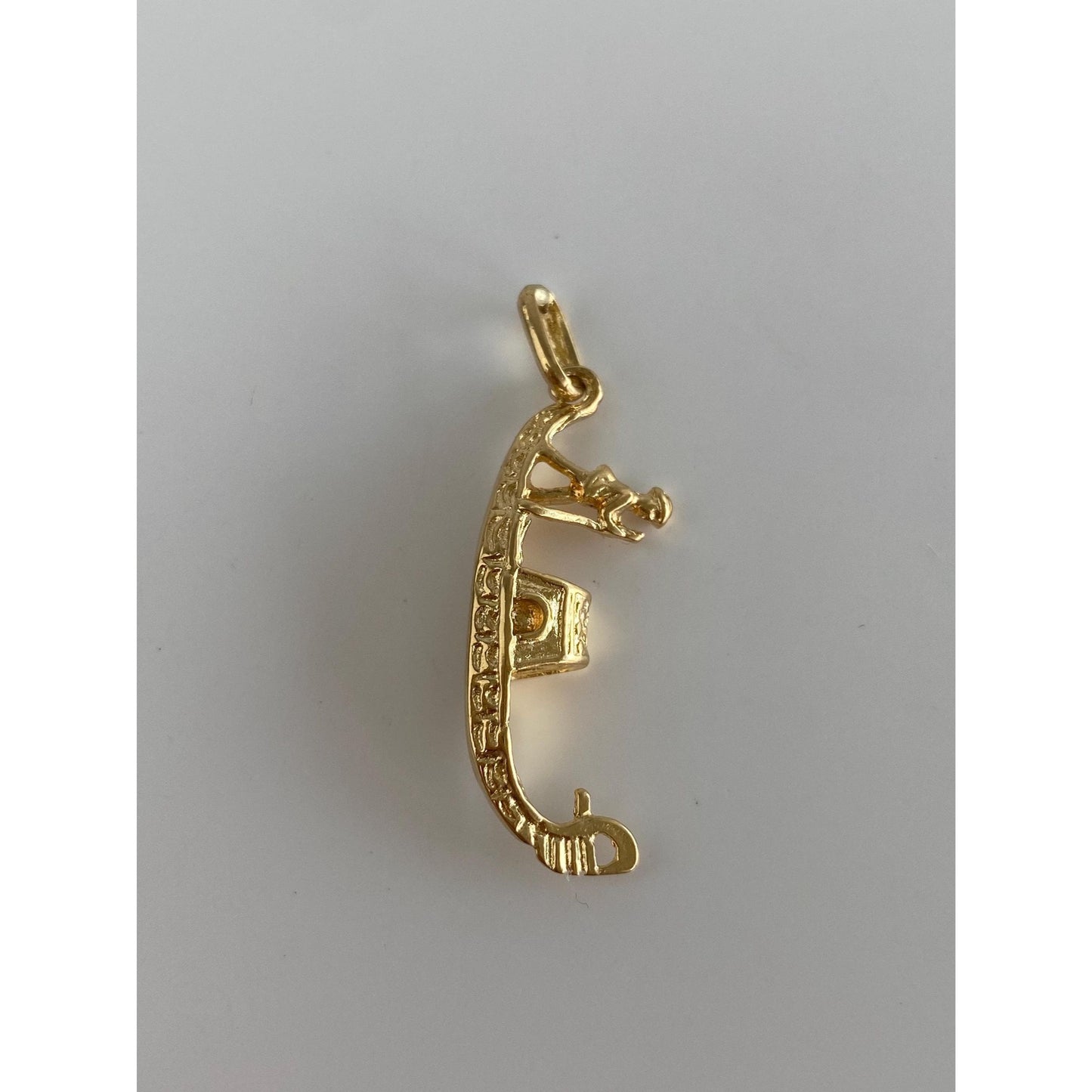 Vintage Solid 18k Yellow Gold Gondola Charm