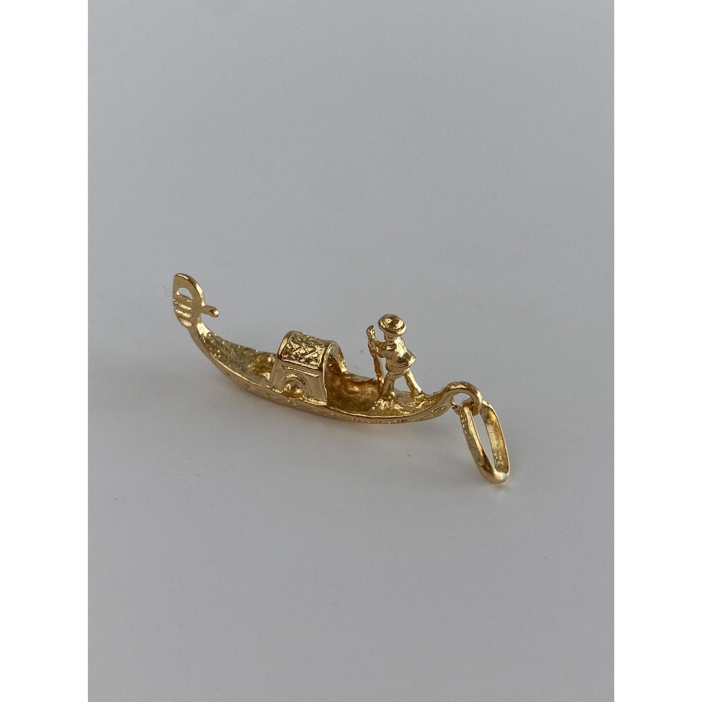 Vintage Solid 18k Yellow Gold Gondola Charm