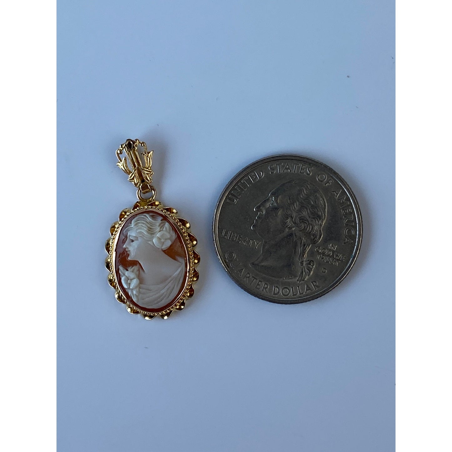 Vintage Solid 10k Yellow Gold Cameo Charm