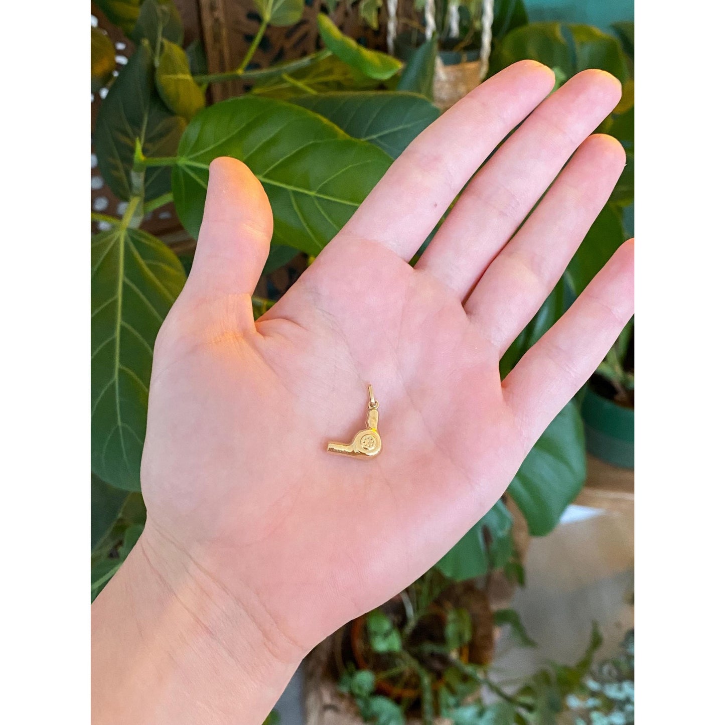 Vintage 14k Yellow Gold Blow Dryer Charm