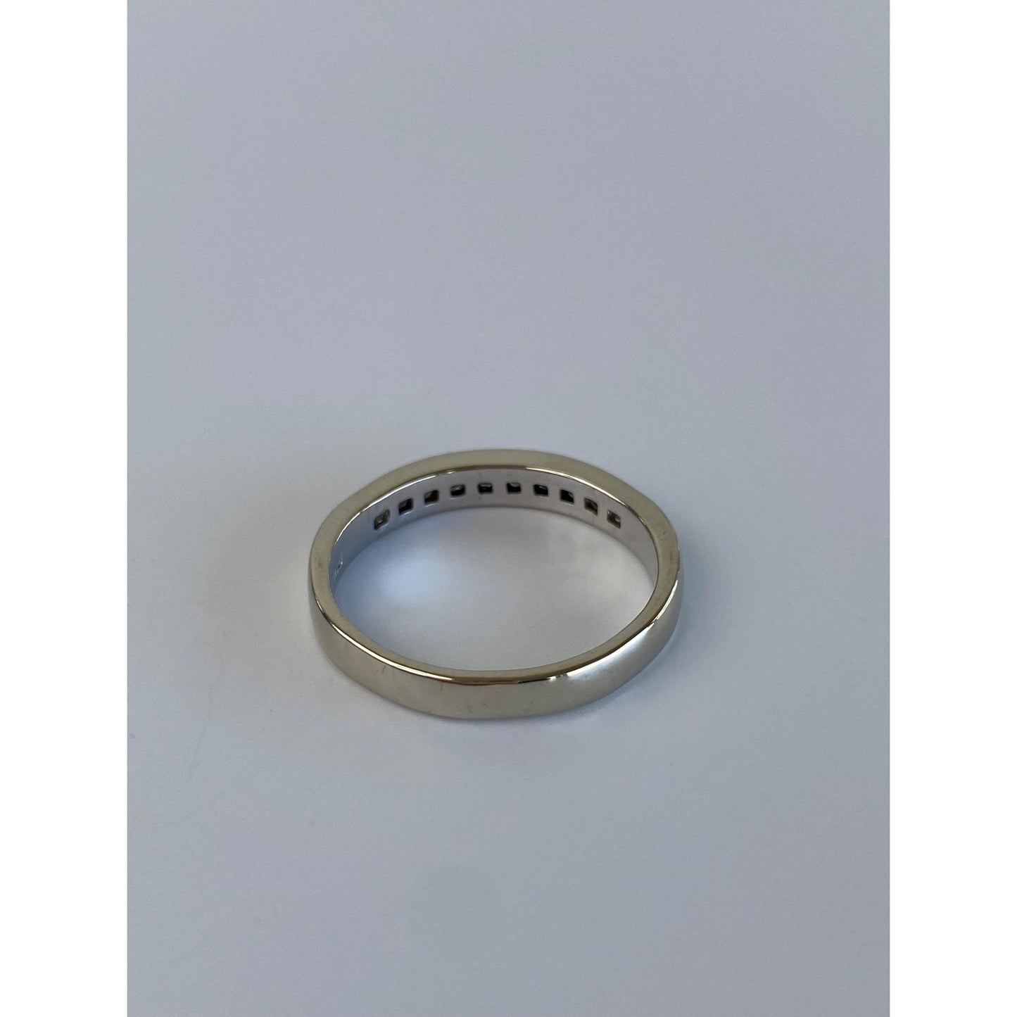 Vintage Solid 14k White Gold Diamond Ring Band - Size 7.5