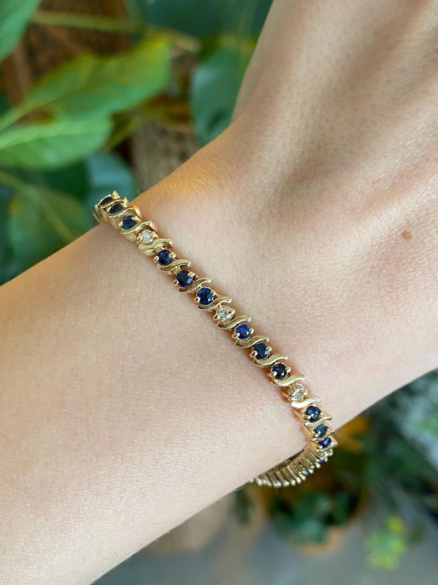 Solid 14k Yellow Gold Diamond Blue Sapphire Link Bracelet - 7 inches