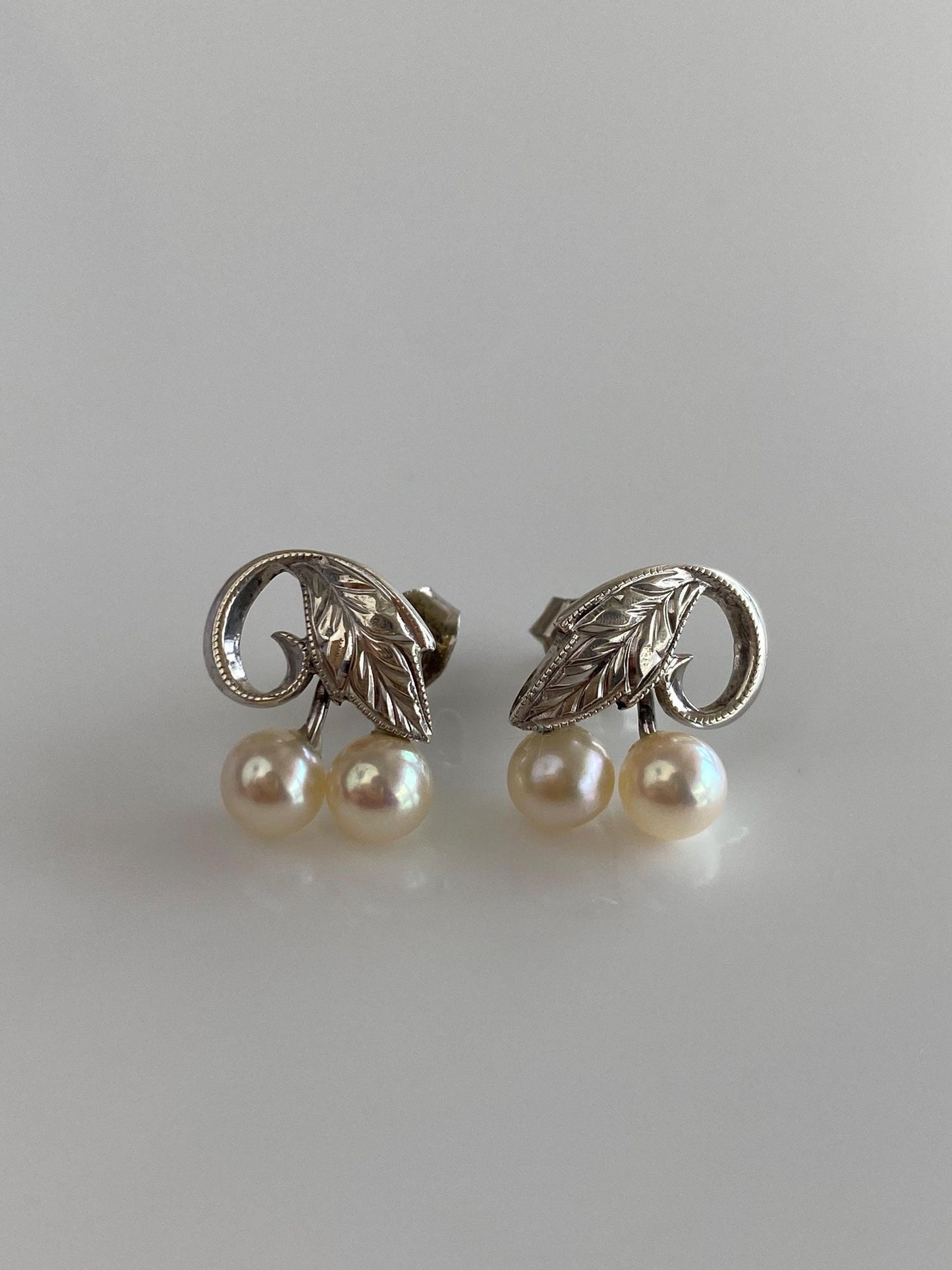 Solid Sterling Silver Pearls Engraved Leaf Earrings