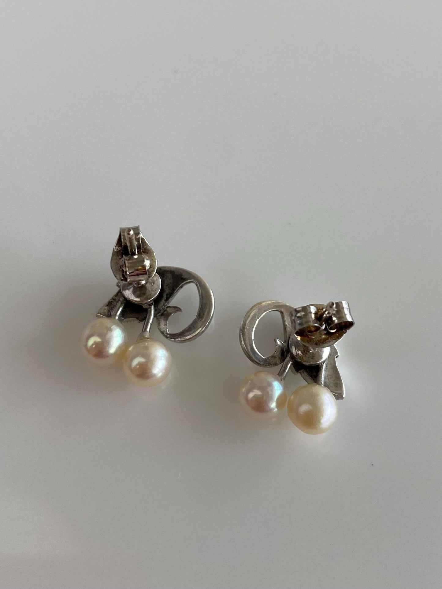 Solid Sterling Silver Pearls Engraved Leaf Earrings