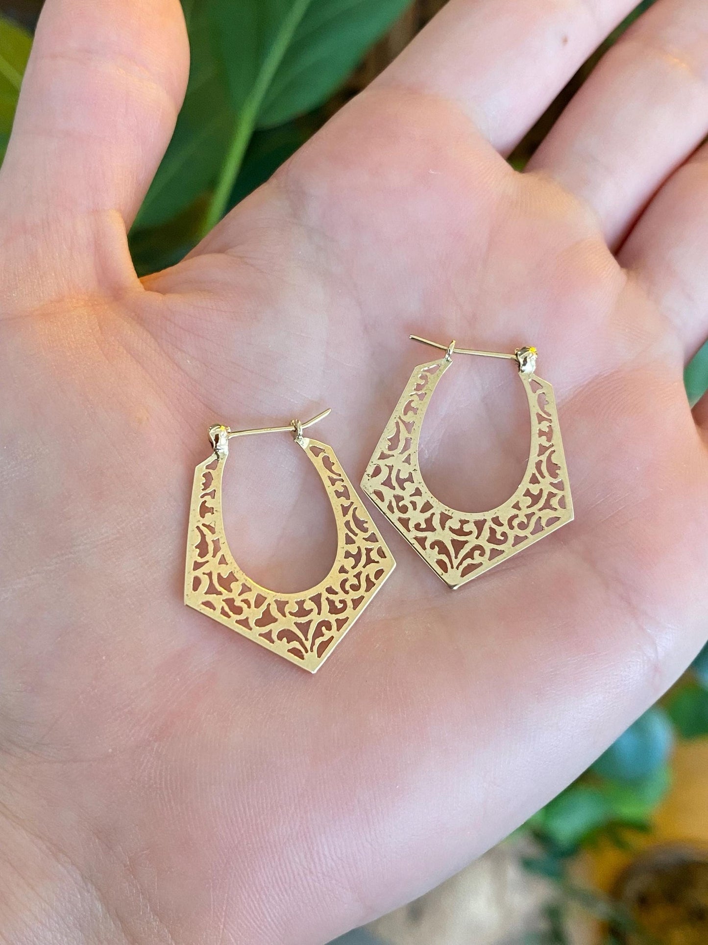 Vintage Solid 14k Yellow Gold Open Work Chevron Hoop Earrings