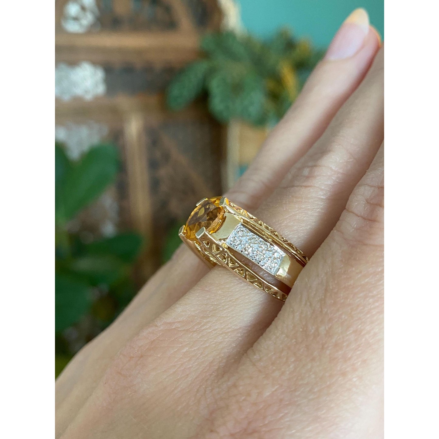 Vintage Solid 14k Yellow Gold Diamond Citrine Ring - Size 6.75