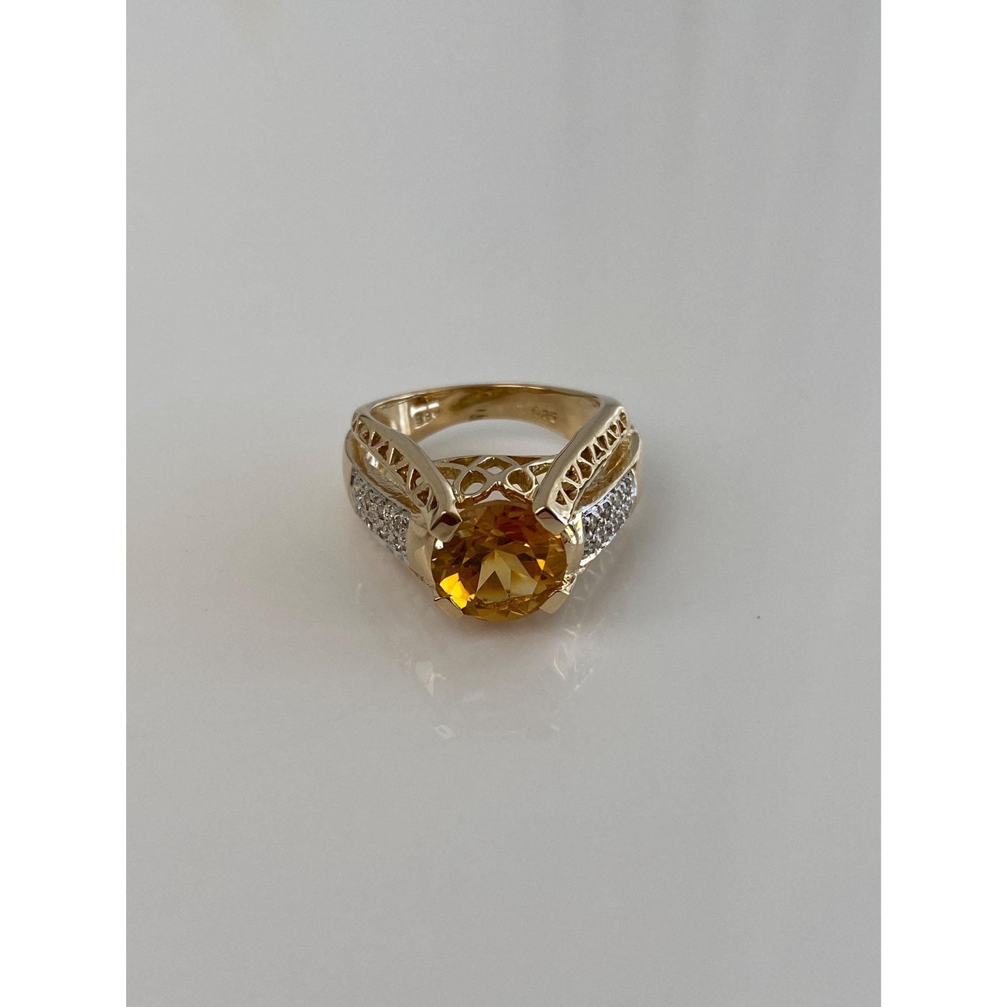 Vintage Solid 14k Yellow Gold Diamond Citrine Ring - Size 6.75
