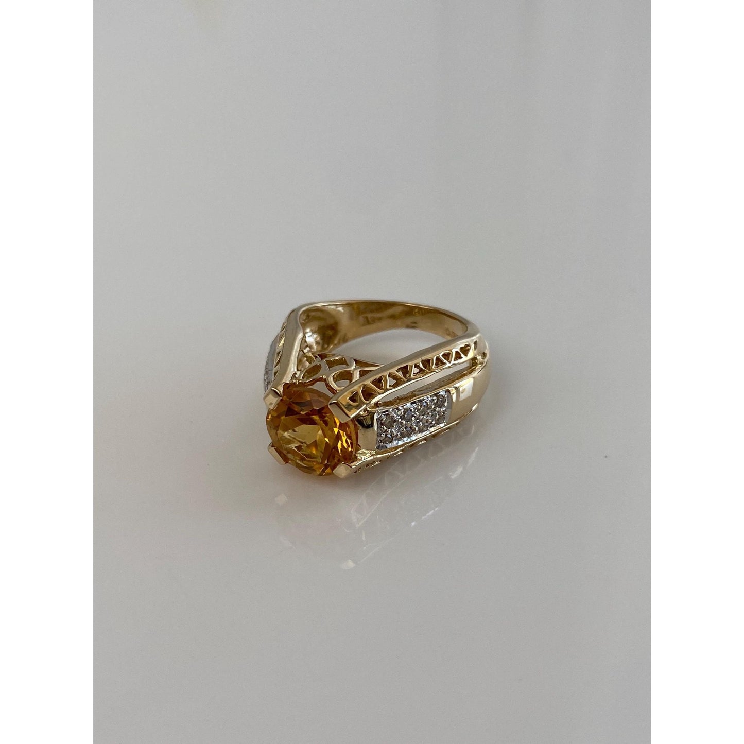 Vintage Solid 14k Yellow Gold Diamond Citrine Ring - Size 6.75