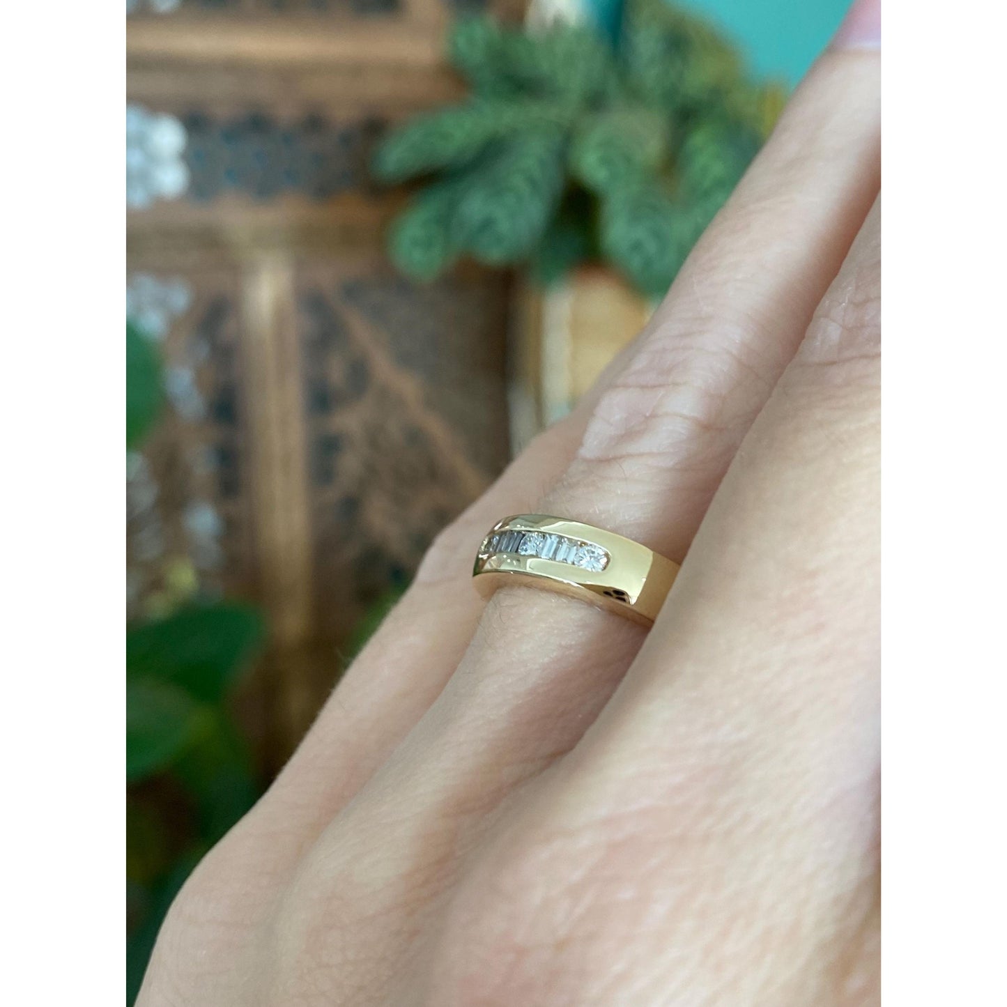 Vintage Solid 14k Yellow Gold Round & Baguette Diamond Ring Band - Size 5.25