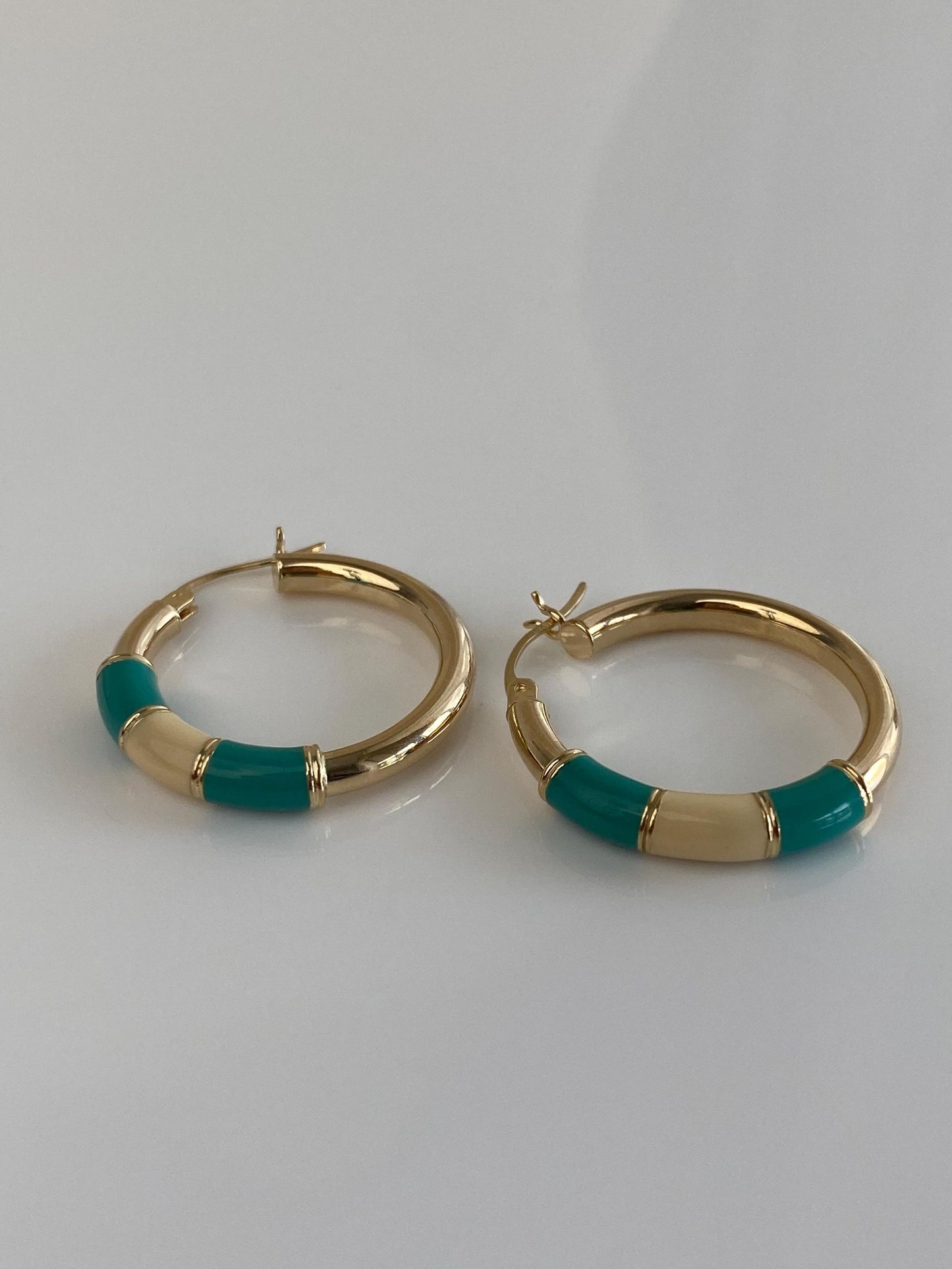 Vintage 14k Yellow Gold Teal White Enamel Hoop Earrings